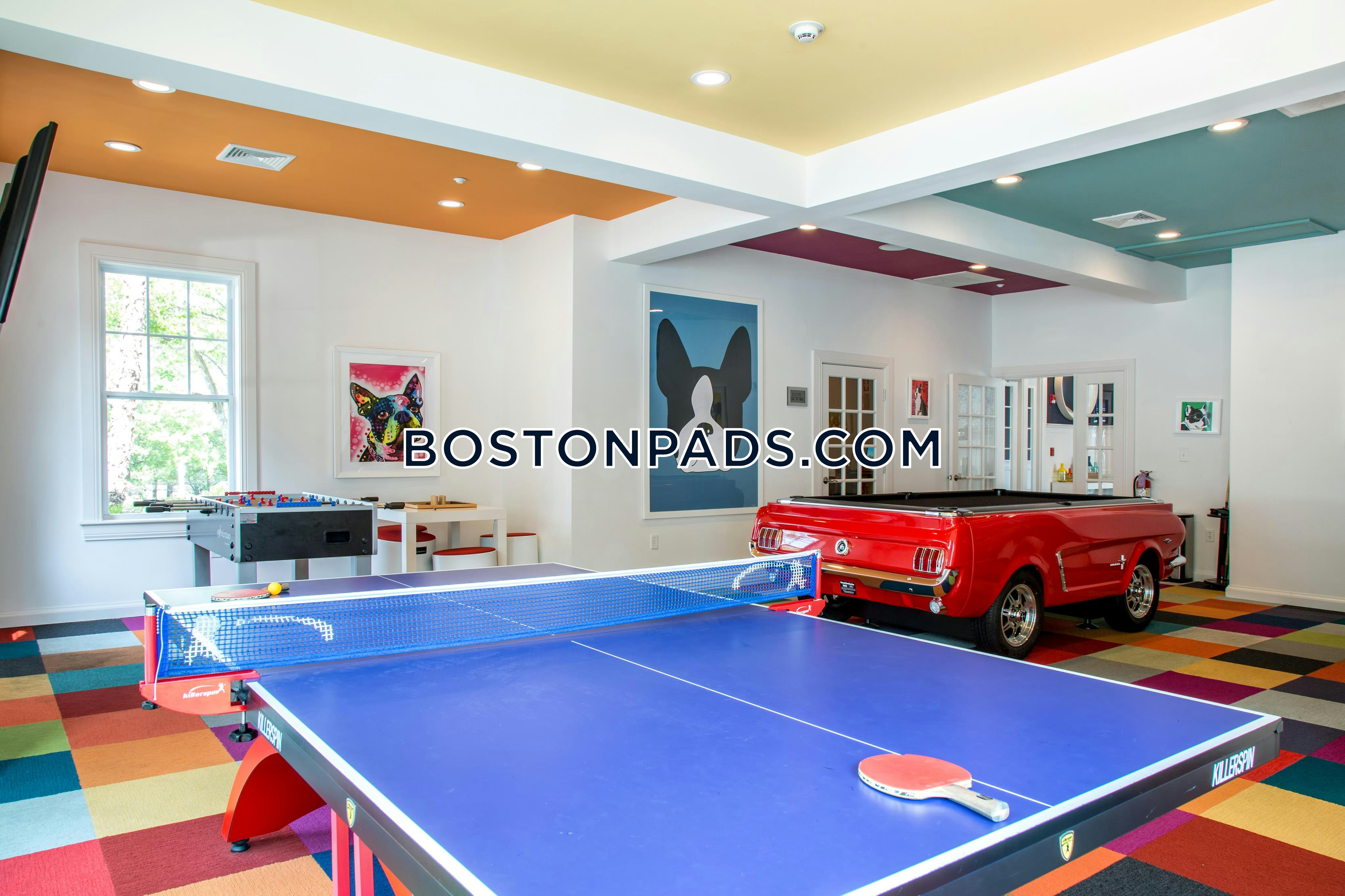 Residences at Stevens Pond Photo 15