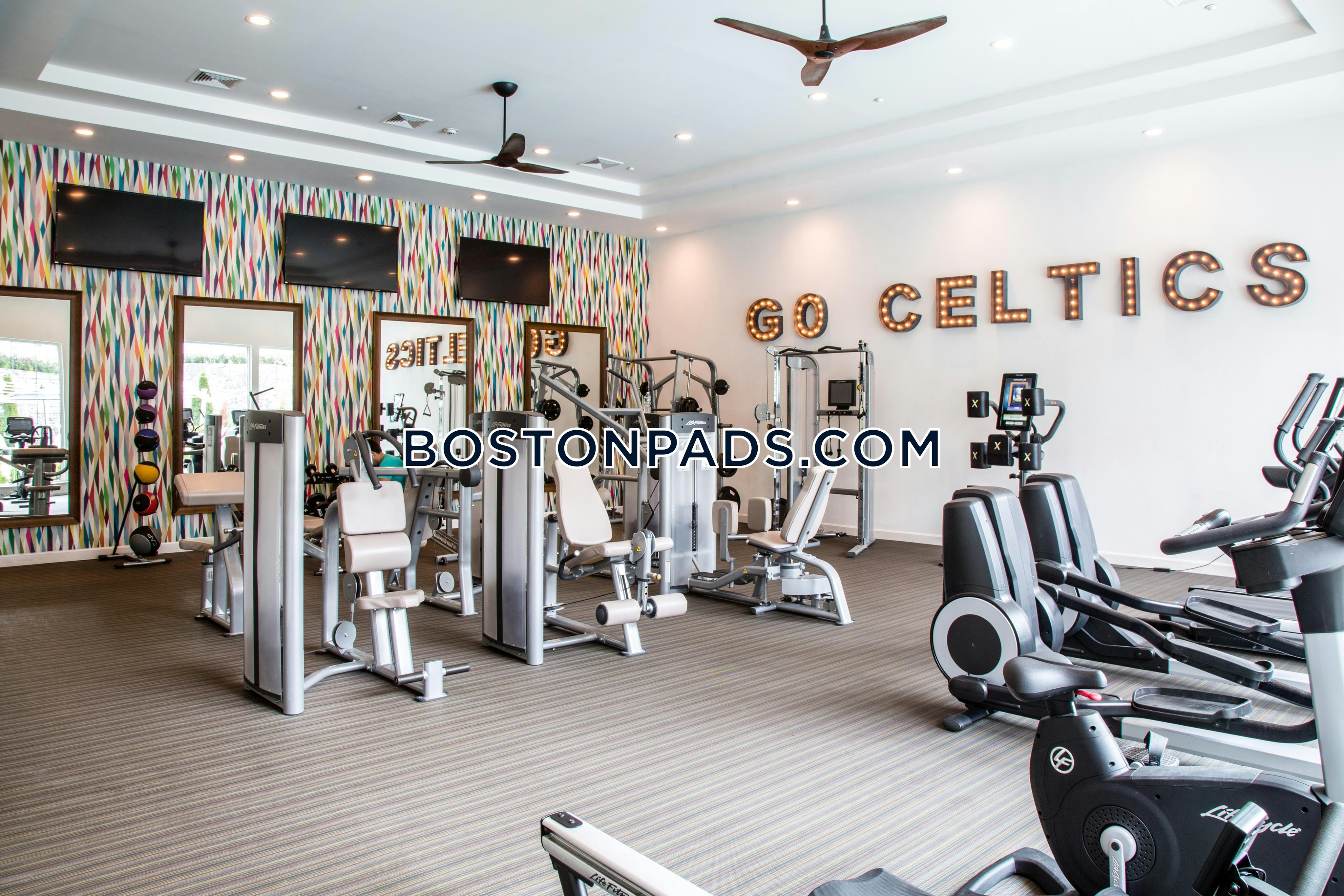 Residences at Stevens Pond Photo 3