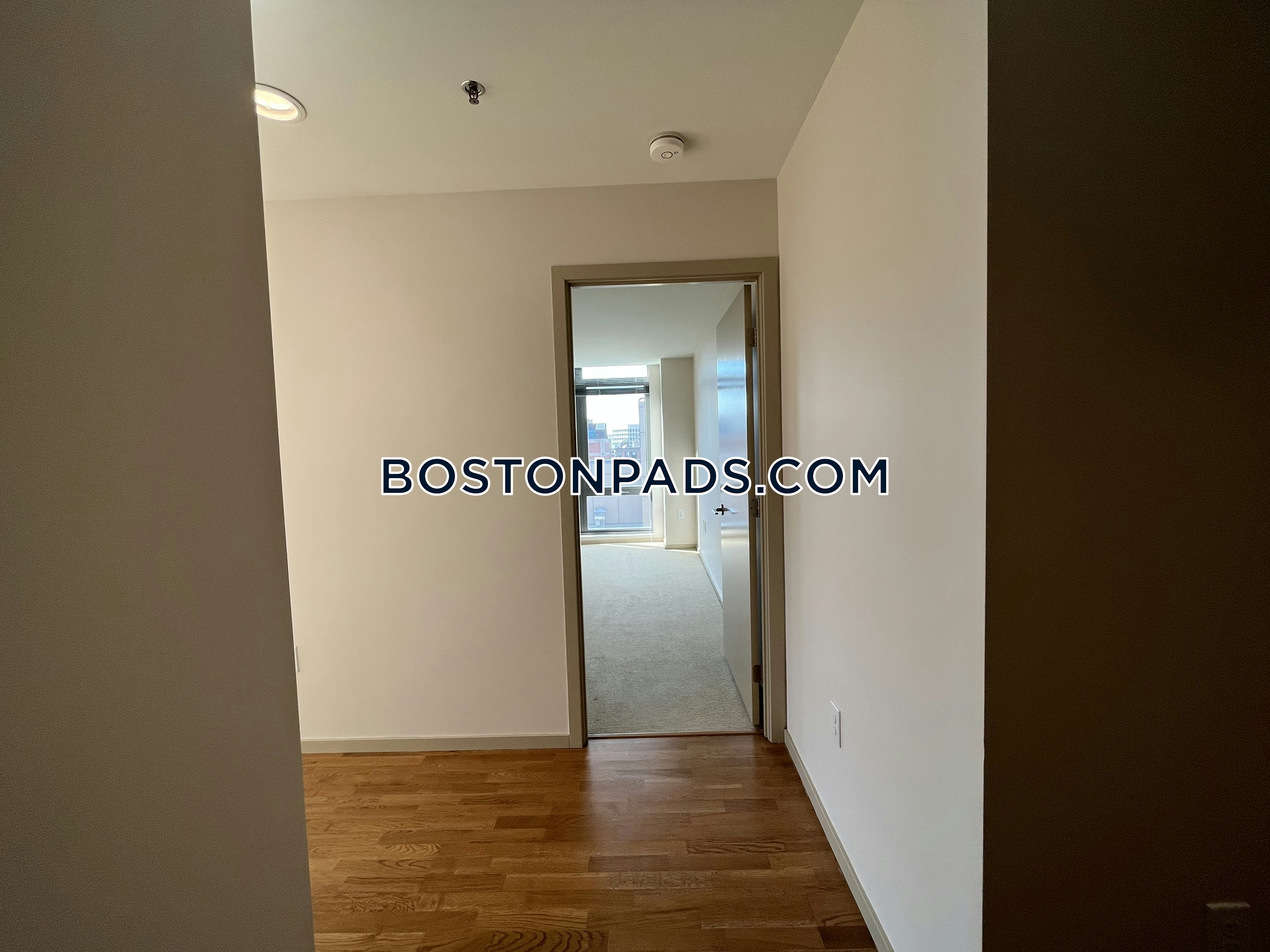 The Victor by Windsor Photo 33