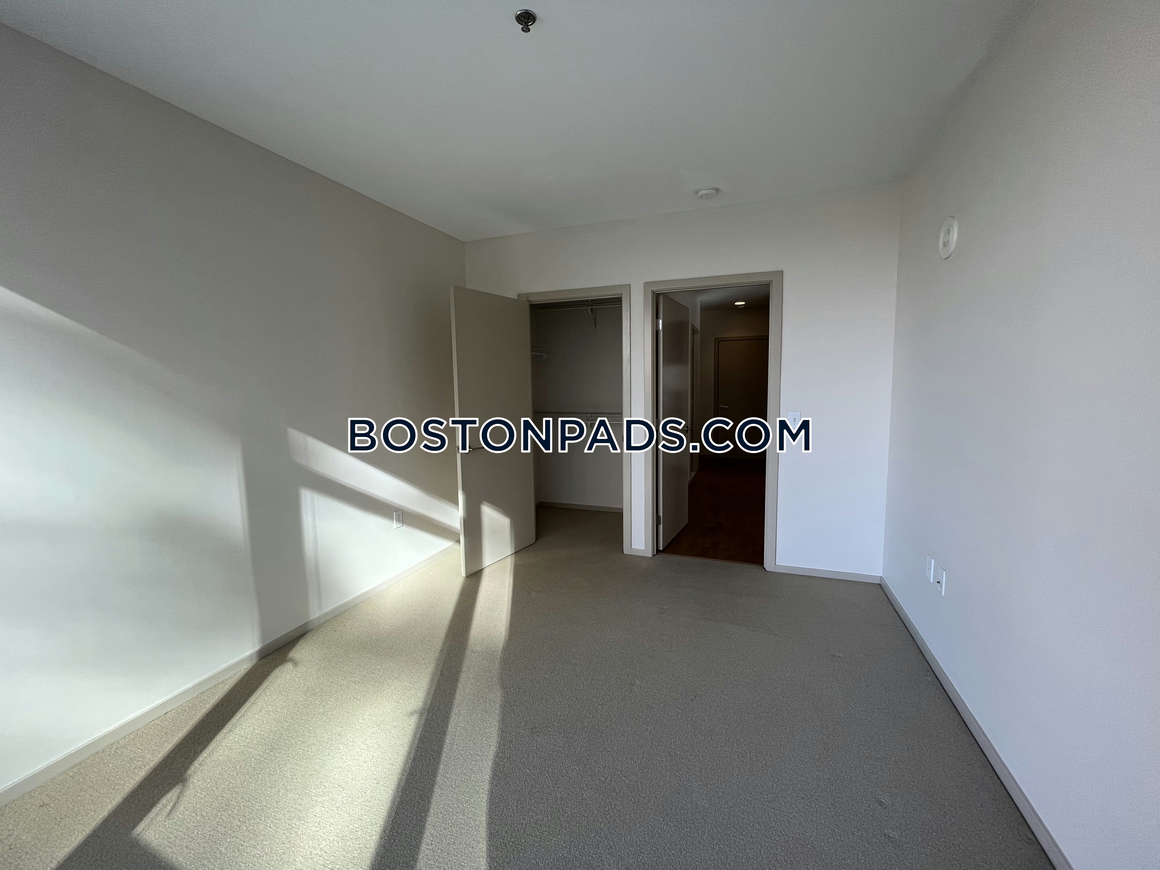 The Victor by Windsor Photo 29