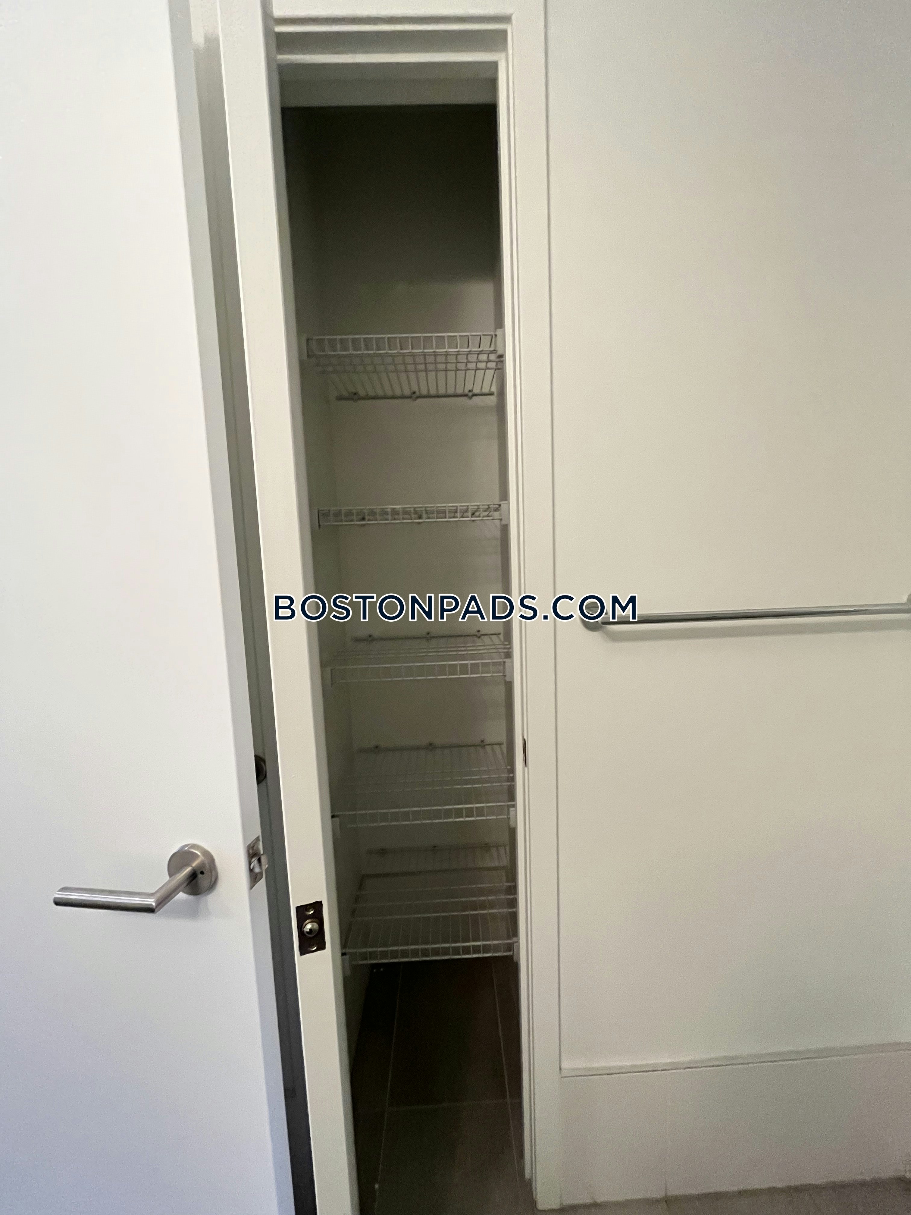 The Lofts at Atlantic Wharf Photo 77