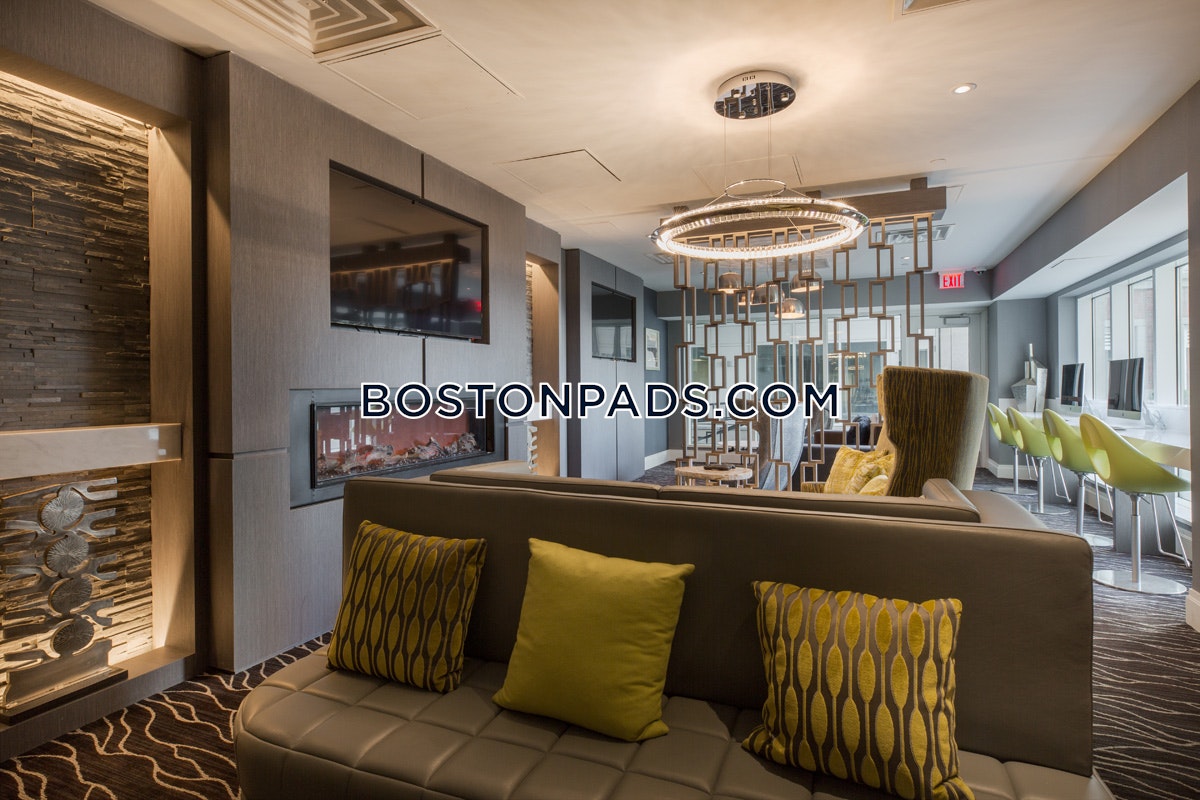 Harborview at the Navy Yard Photo 22