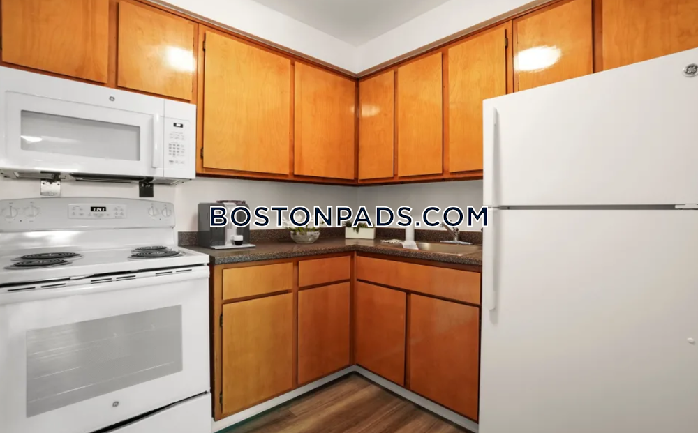 Stony Brook Commons Photo 23