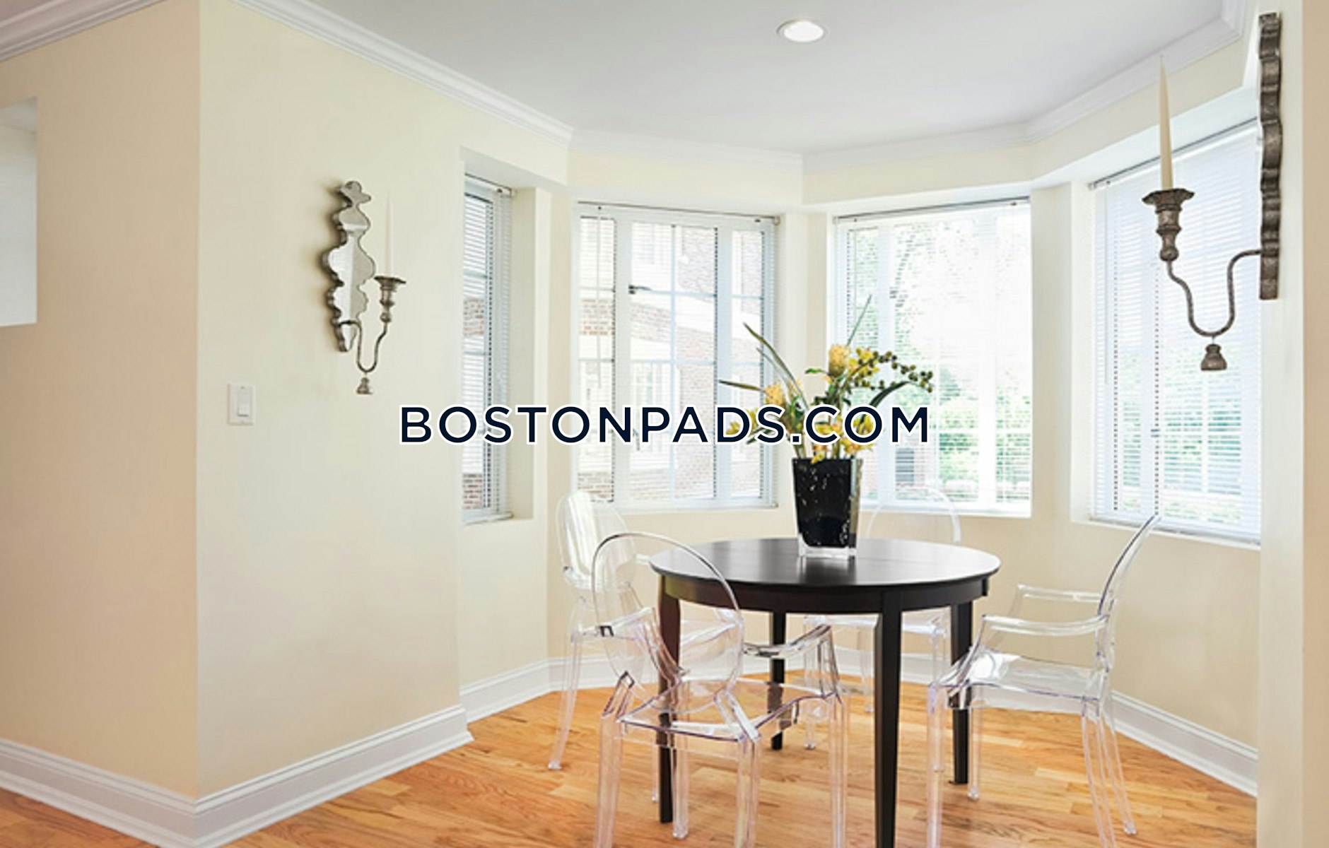 Longwood Towers Photo 9