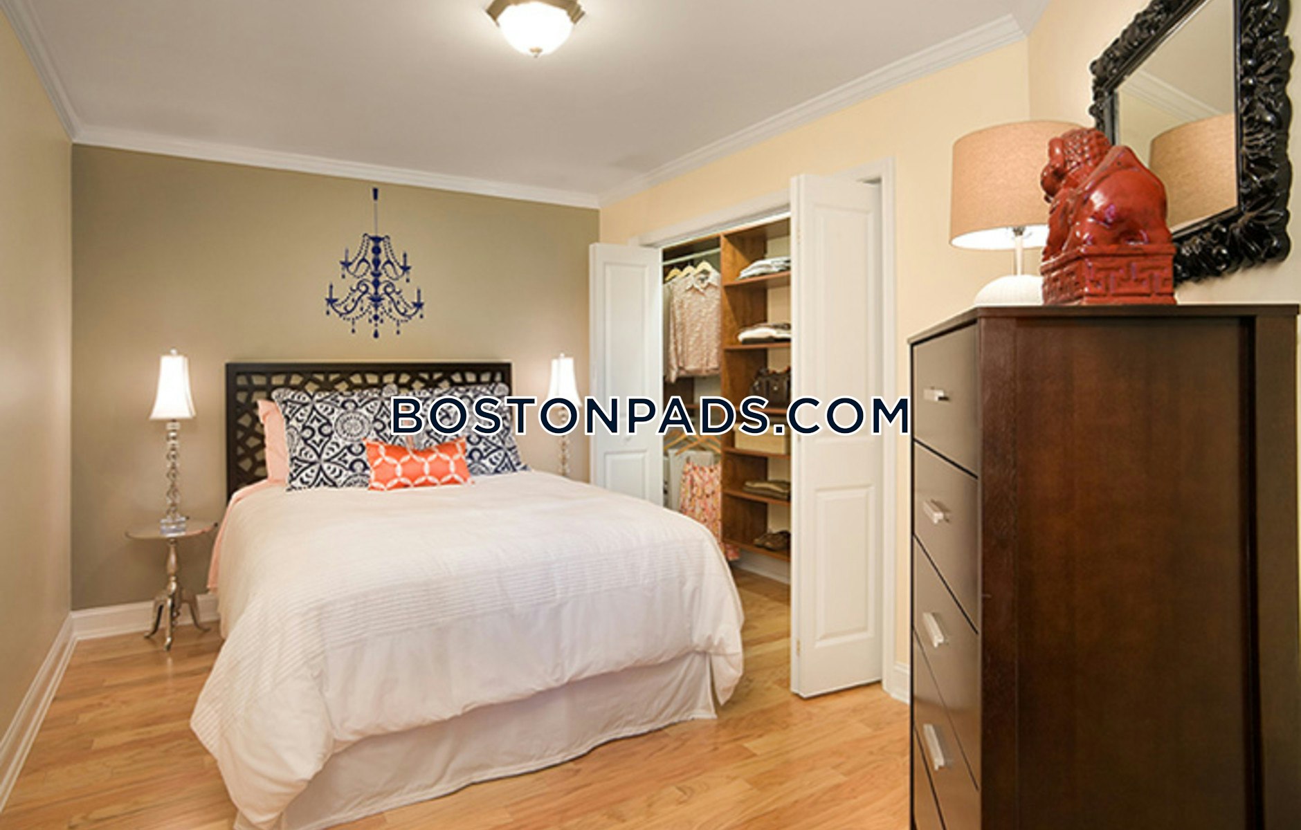 Longwood Towers Photo 6