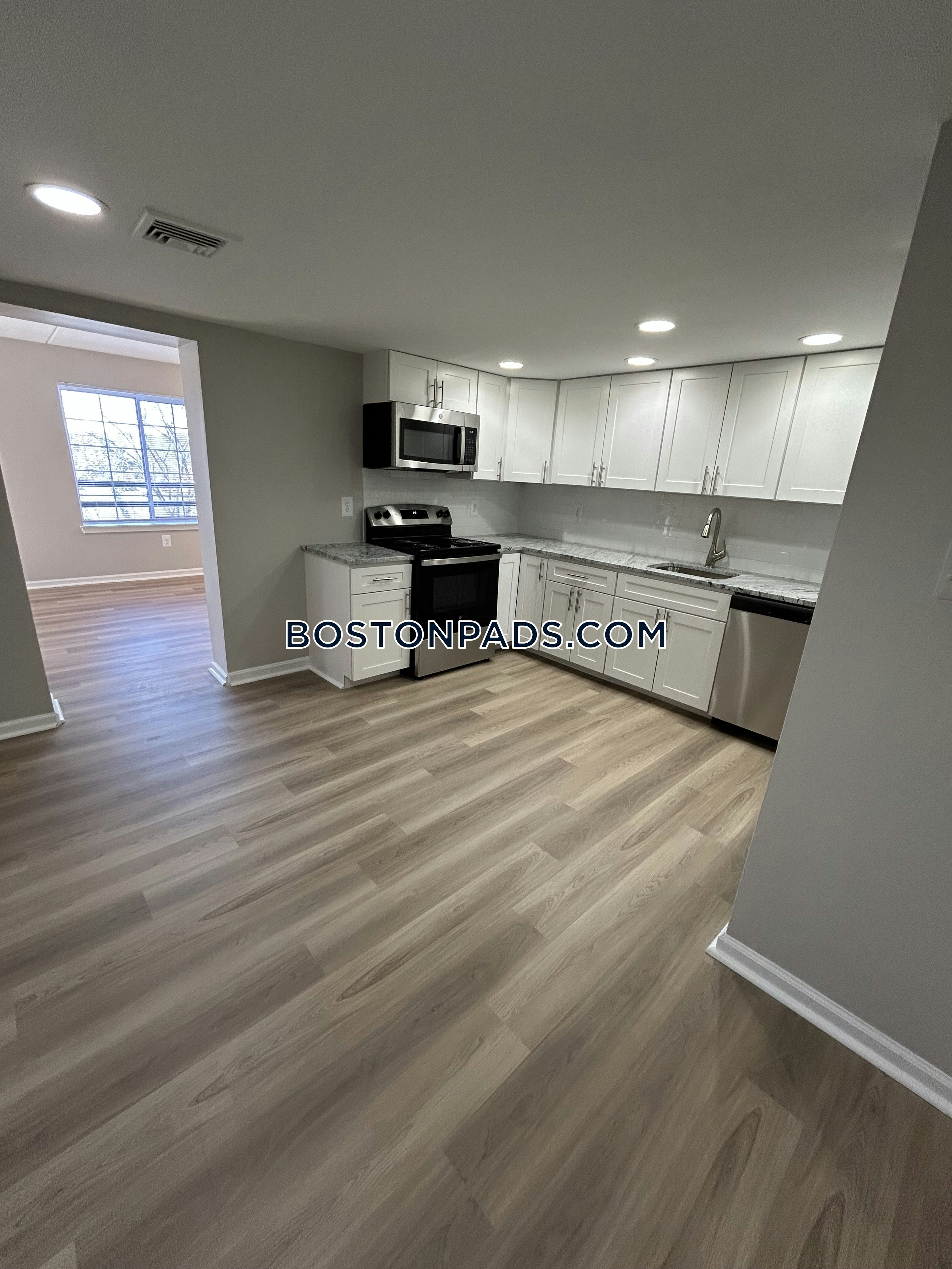 Eagle Rock Apartments at Swampscott Photo 42