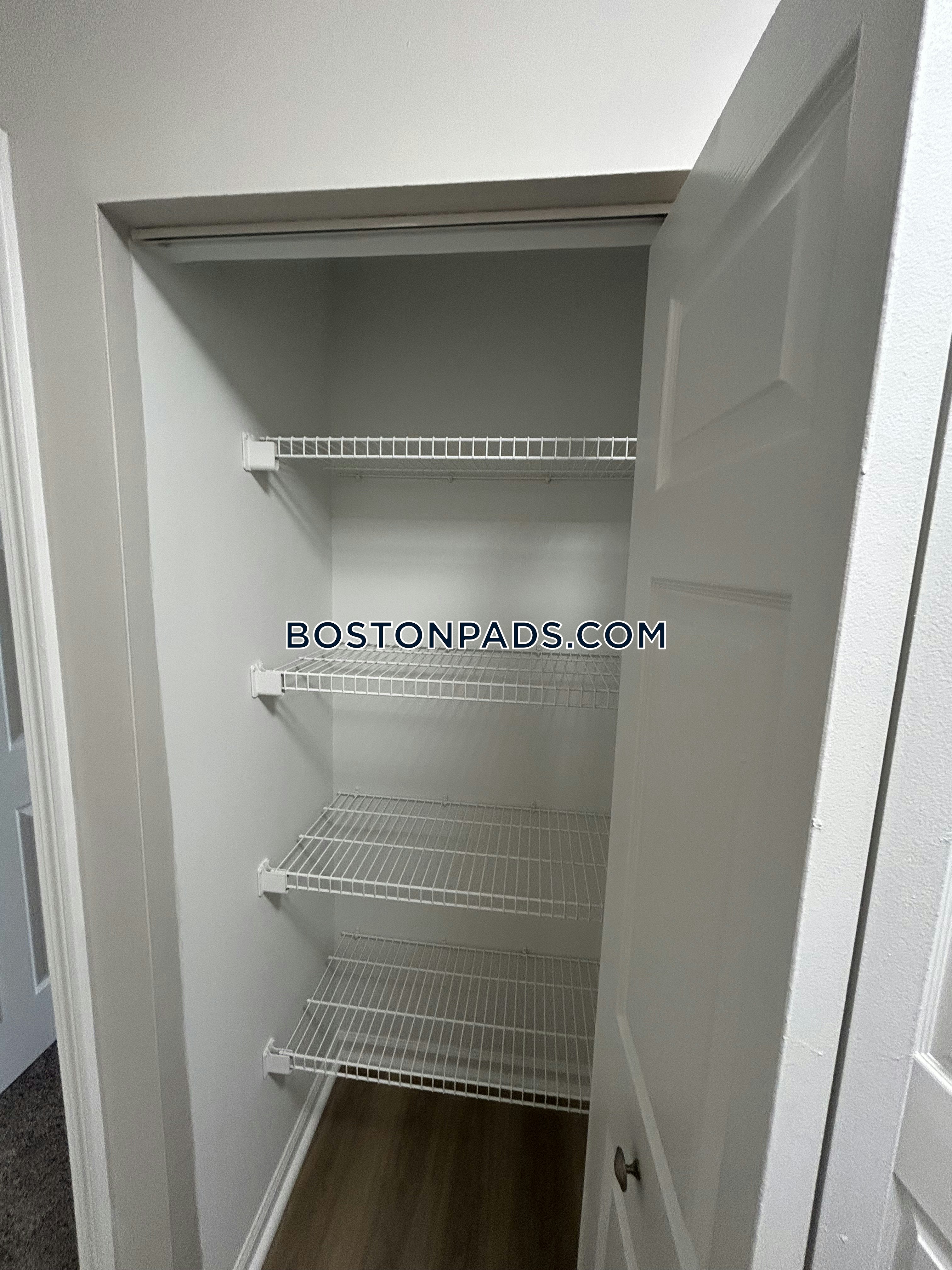 Eagle Rock Apartments at Swampscott Photo 35