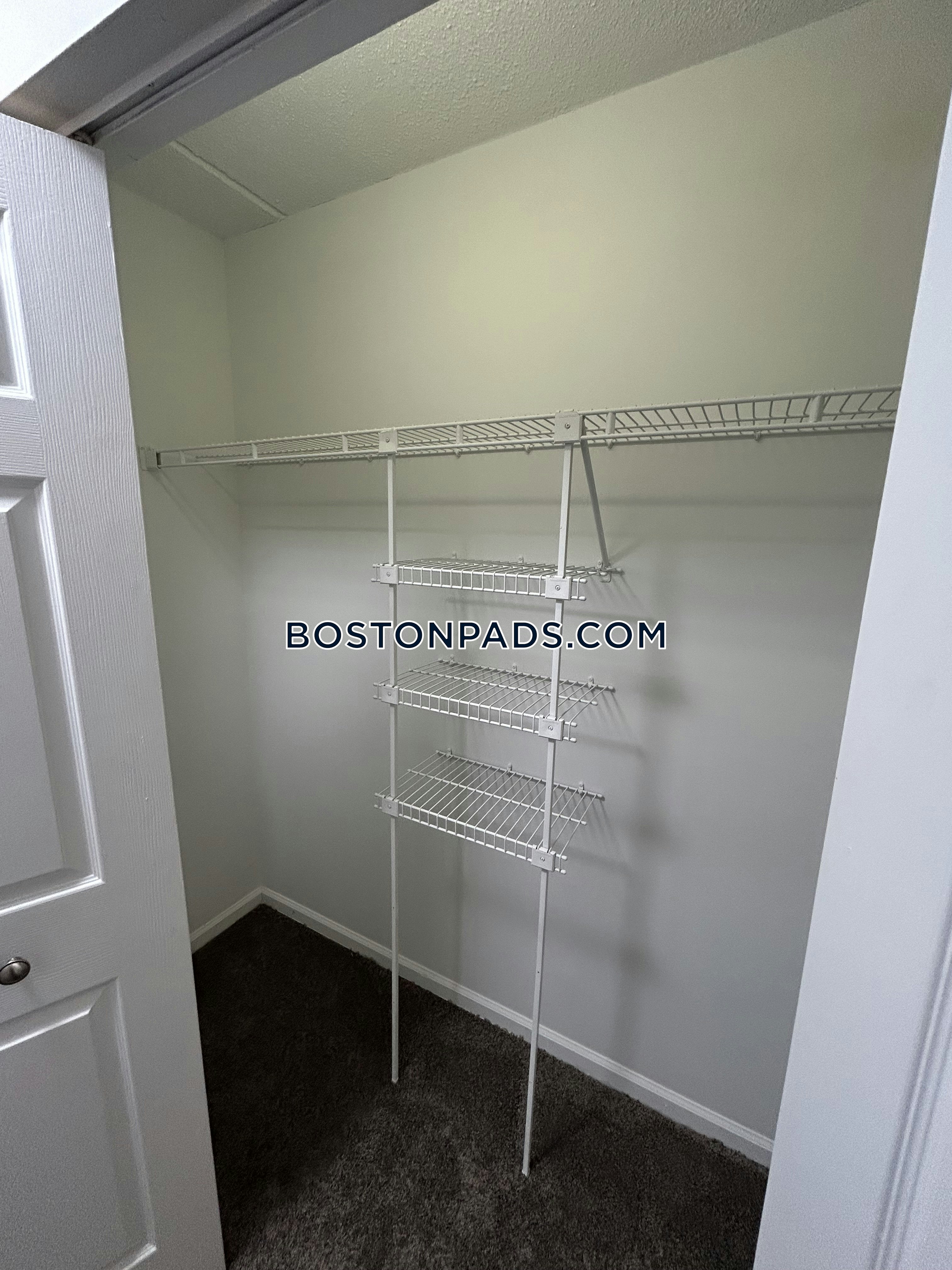 Eagle Rock Apartments at Swampscott Photo 24