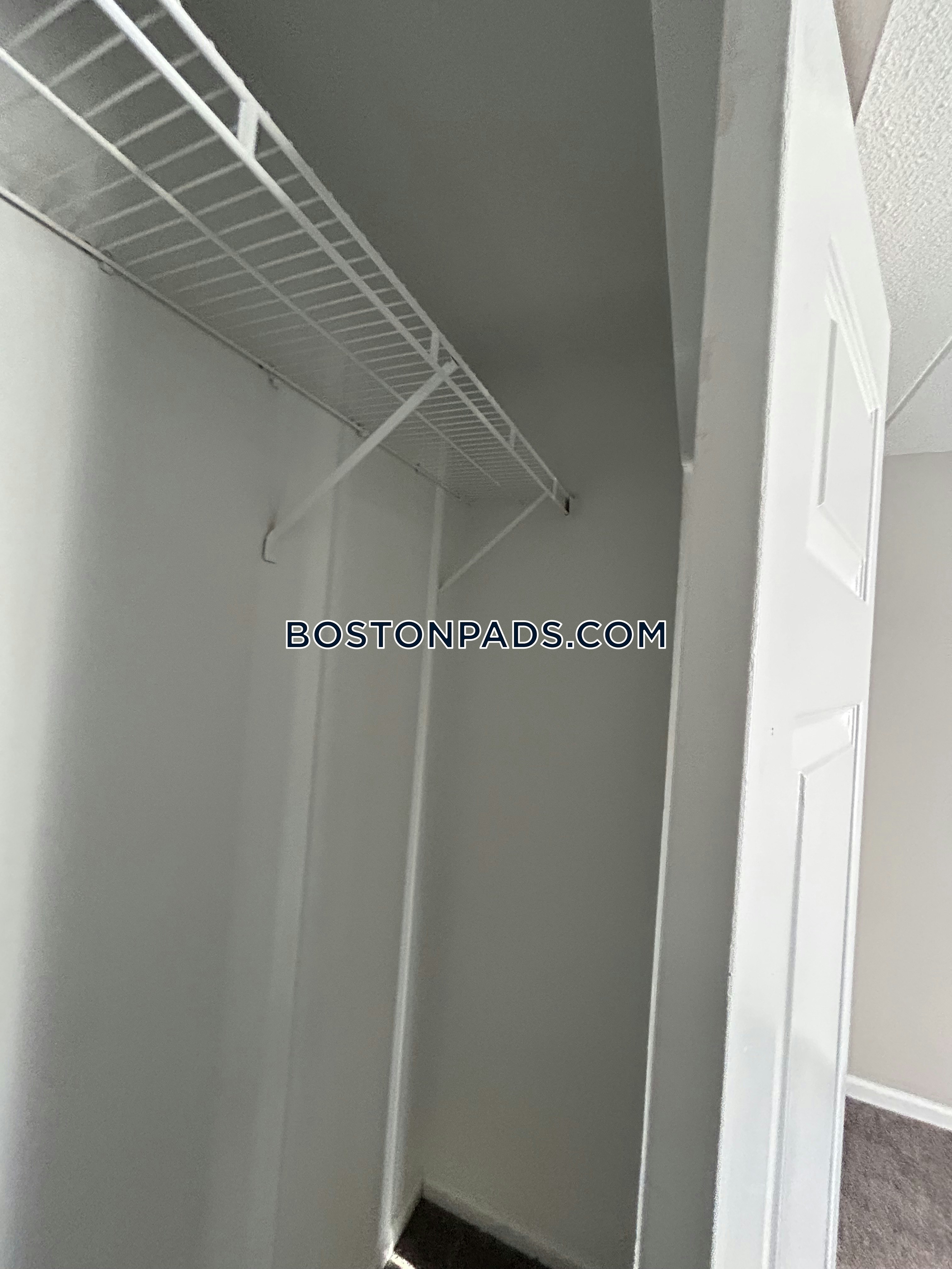 Eagle Rock Apartments at Swampscott Photo 22