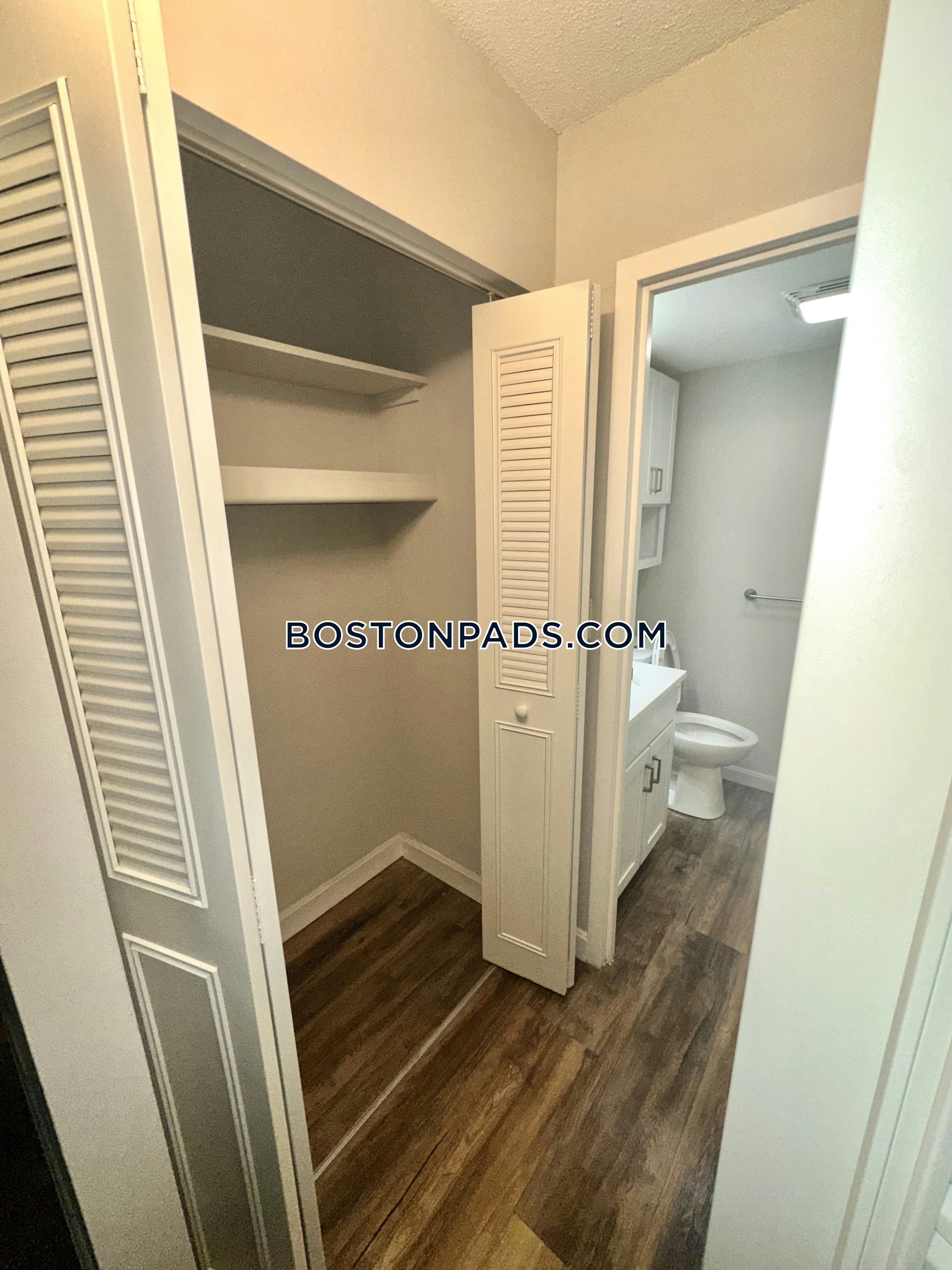 Eagle Rock Apartments at MetroWest Photo 78