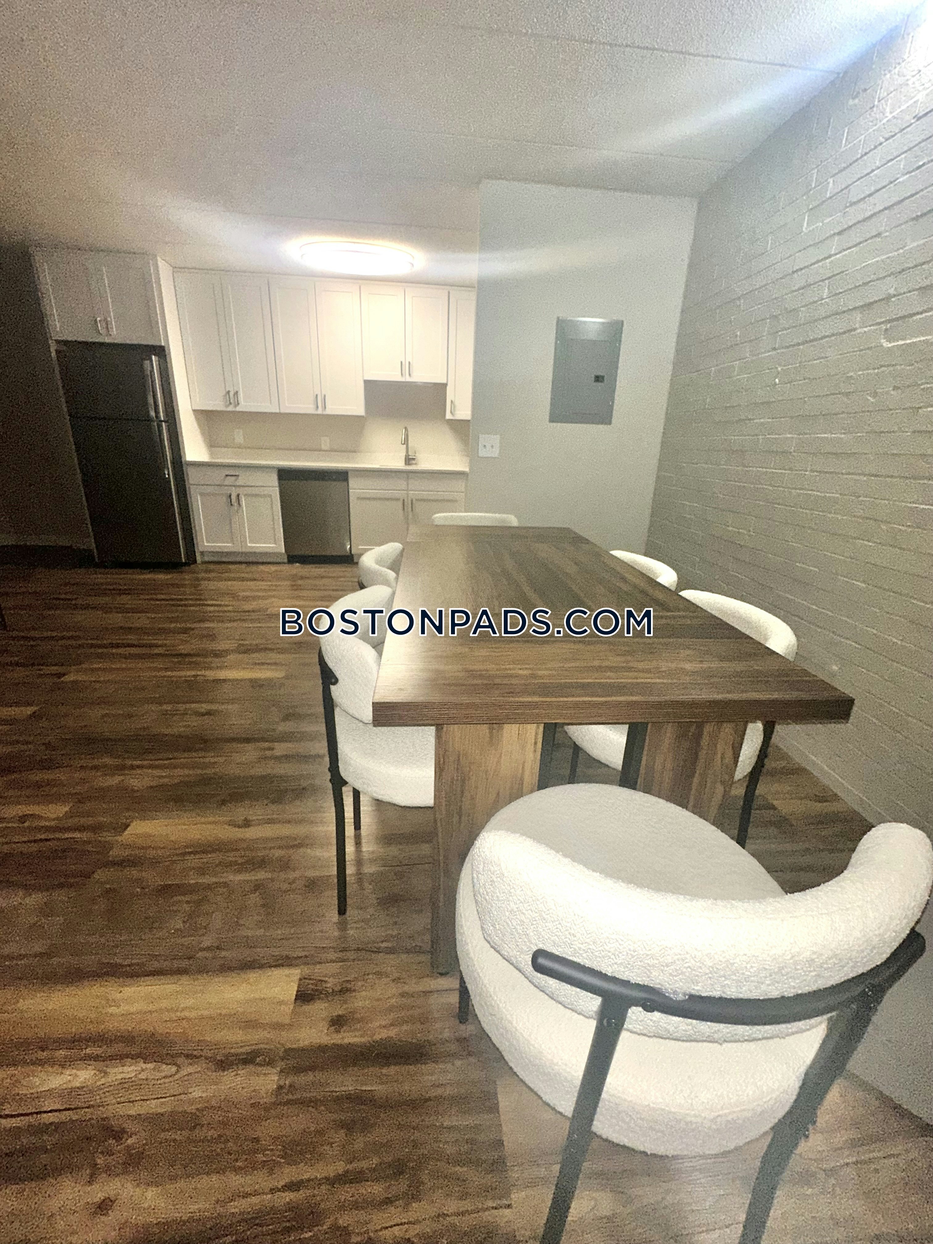 Eagle Rock Apartments at MetroWest Photo 39