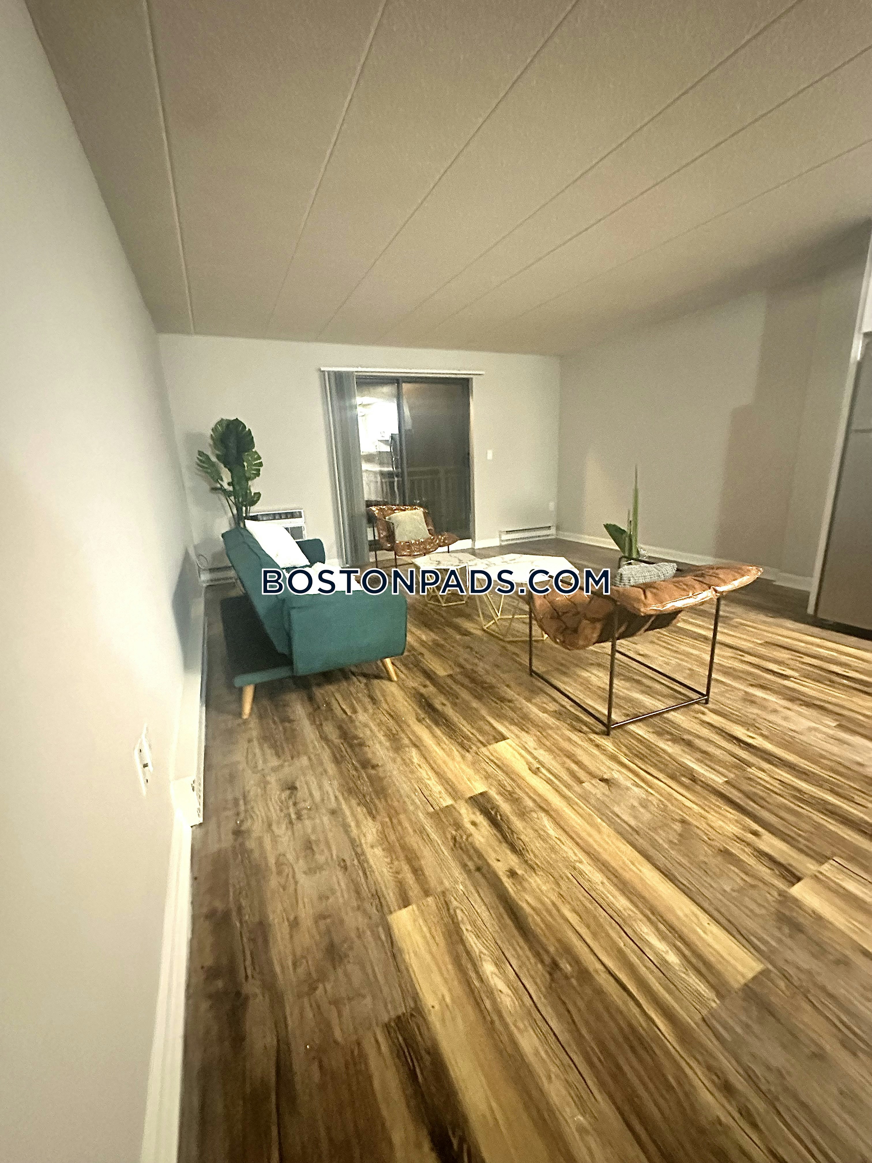 Eagle Rock Apartments at MetroWest Photo 43