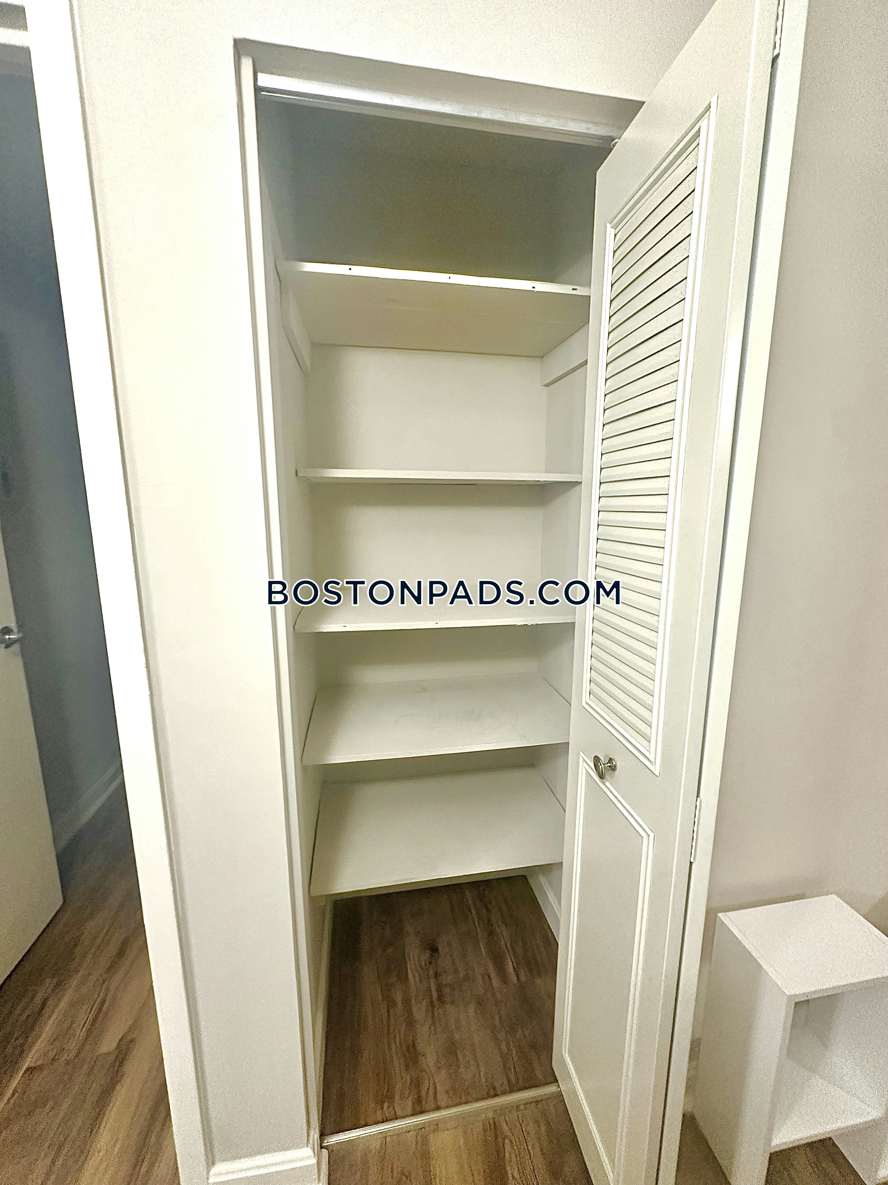 Eagle Rock Apartments at MetroWest Photo 89