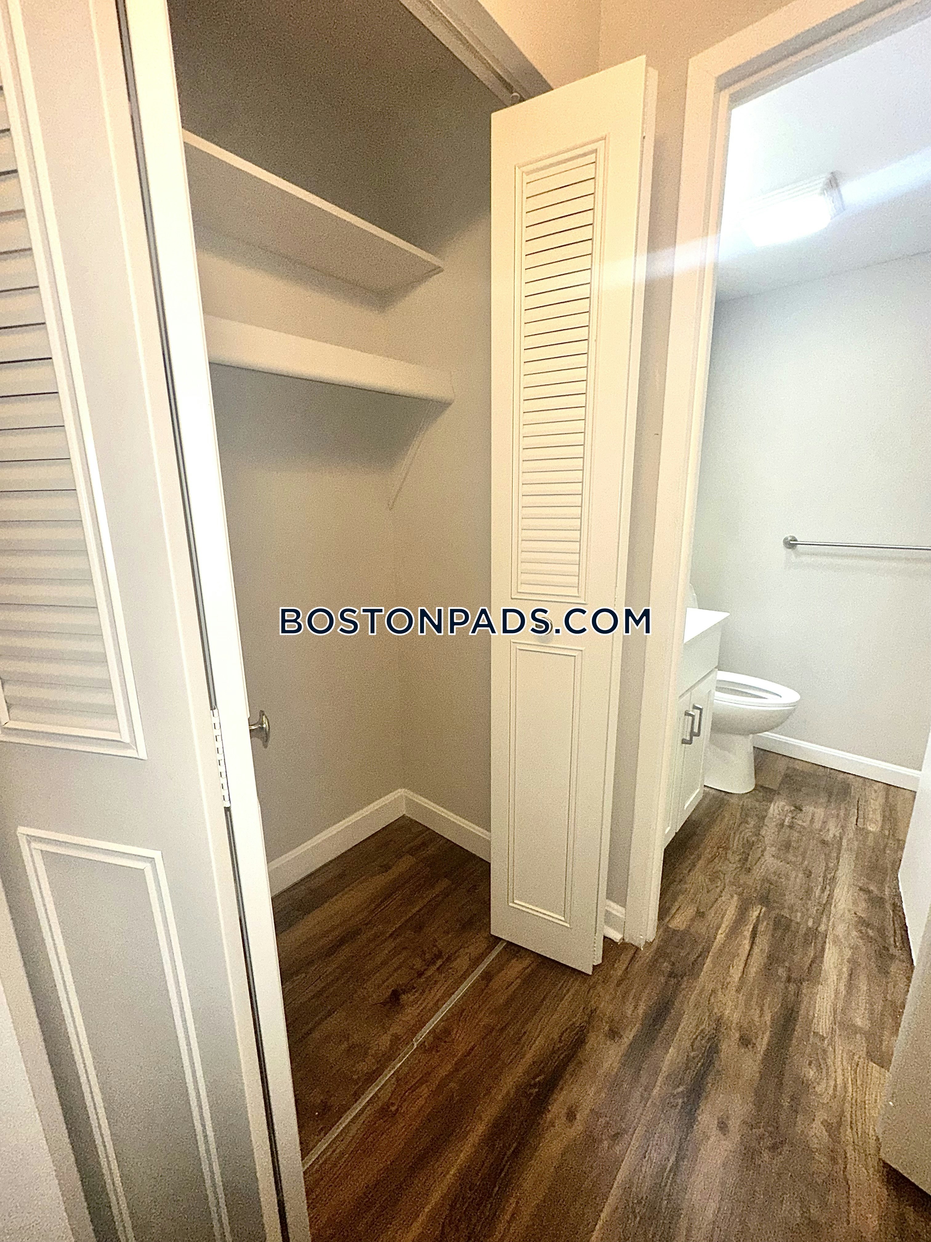 Eagle Rock Apartments at MetroWest Photo 33