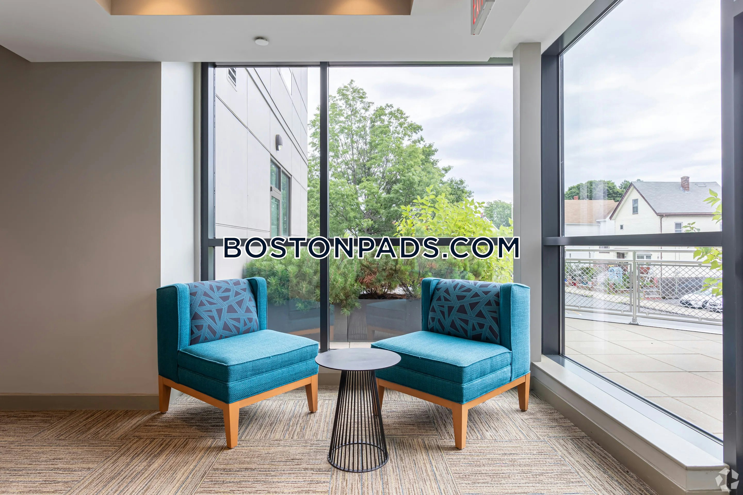 Point at 180 Photo 37