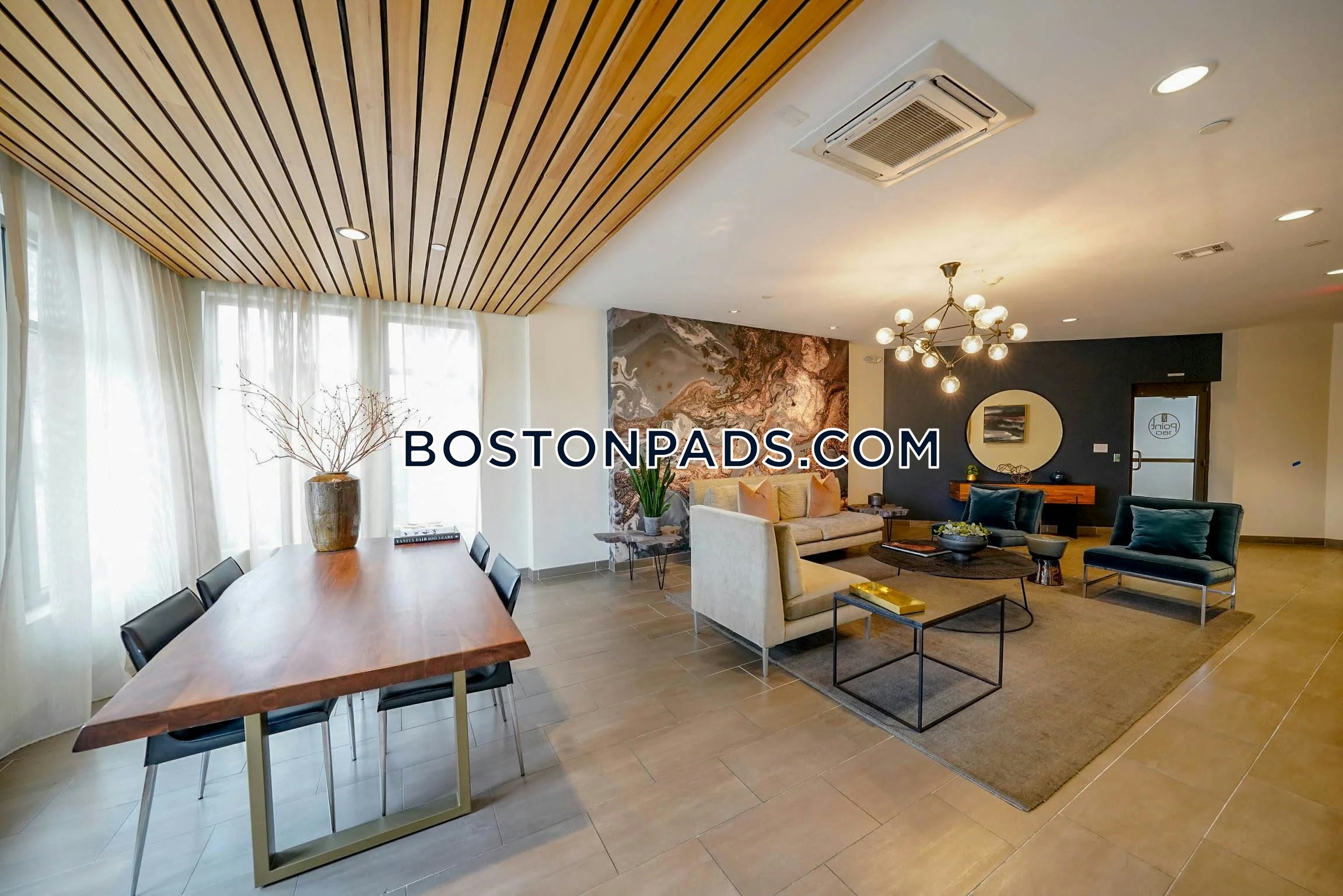 Point at 180 Photo 34