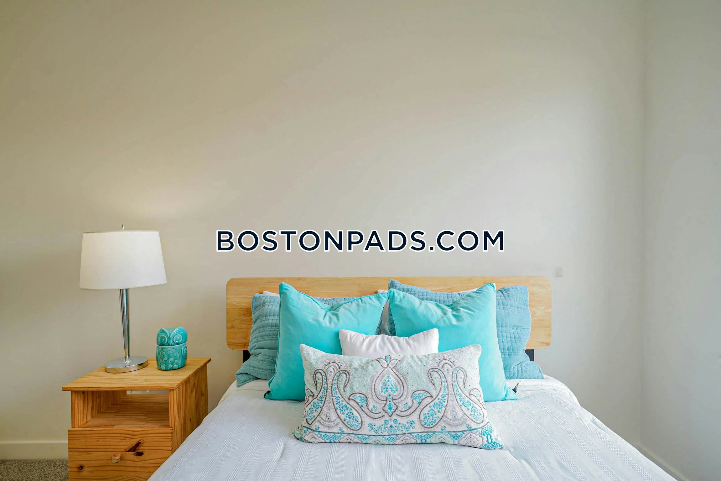 Point at 180 Photo 14