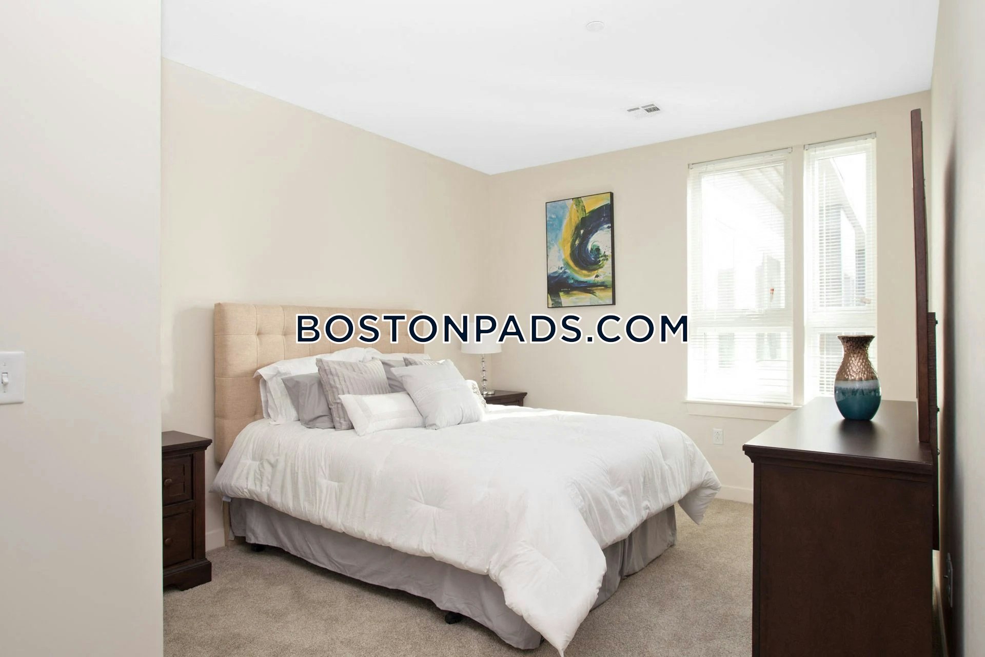 Point at 180 Photo 18