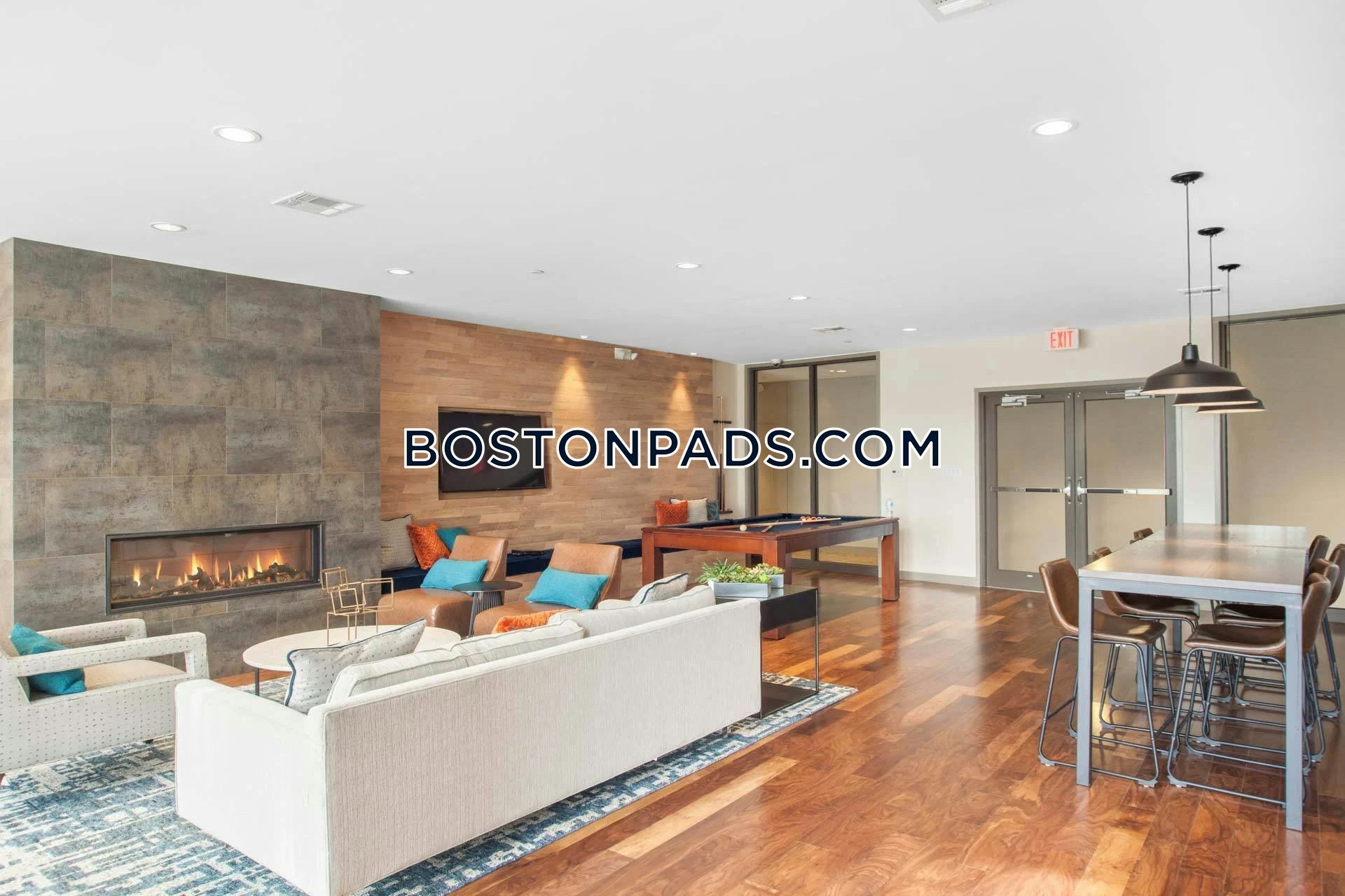 Point at 180 Photo 55