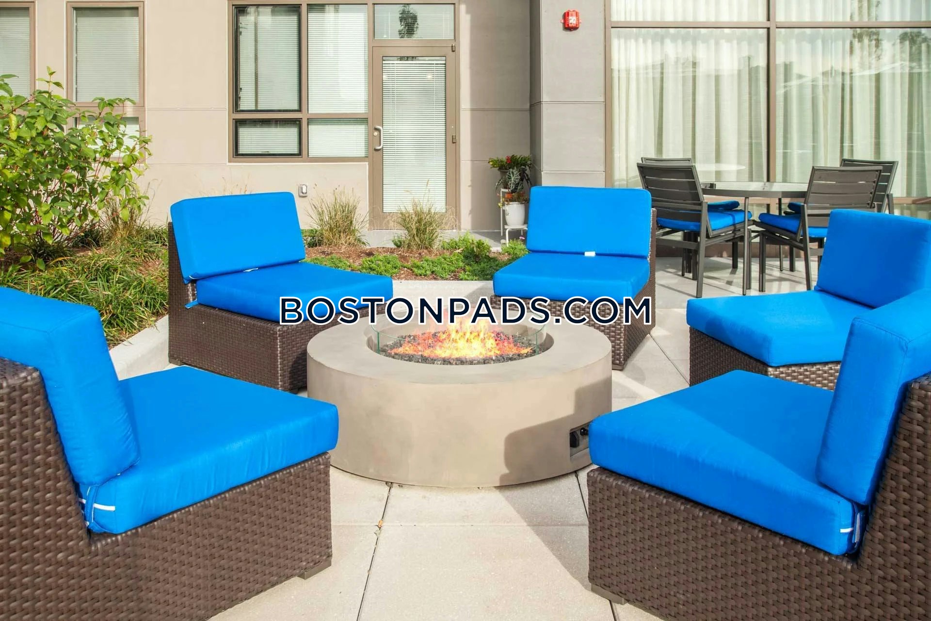 Point at 180 Photo 53