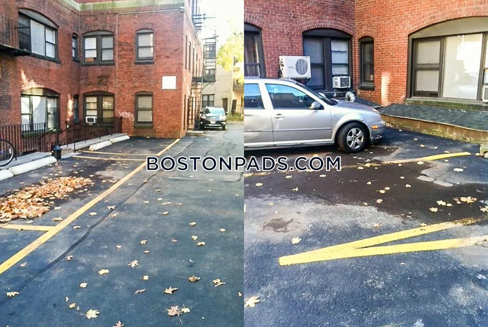 Princeton on Beacon St. Photo 61