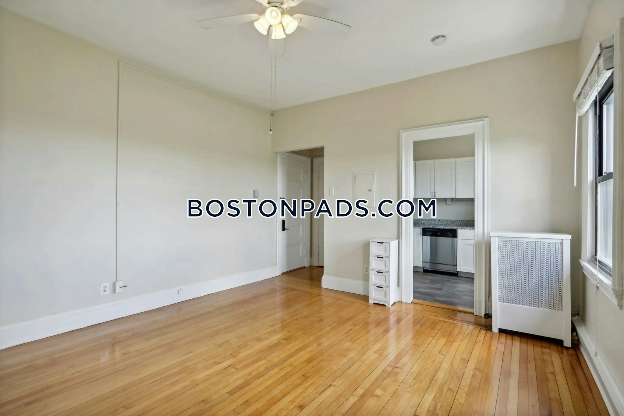 Princeton on Beacon St. Photo 7