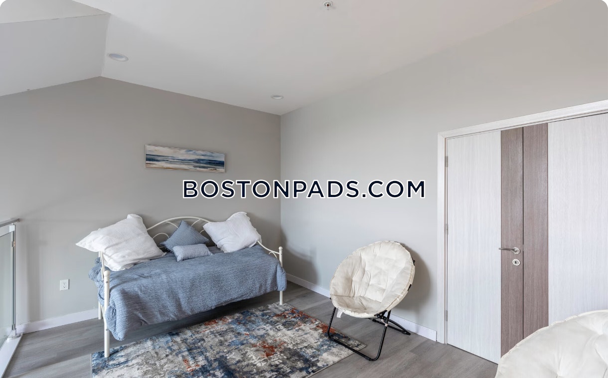 Taj Estates of Randolph Photo 10