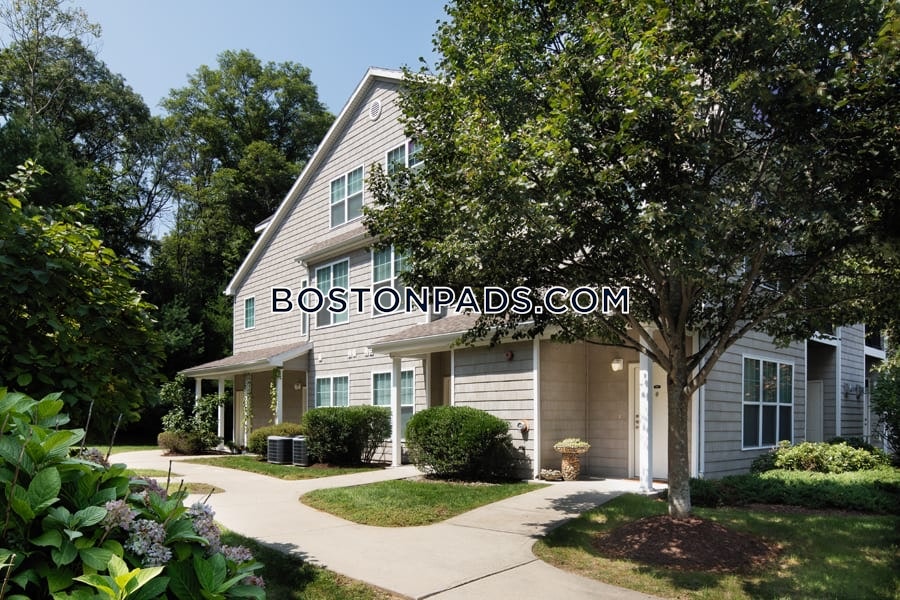 The Wren at Sharon Photo 31