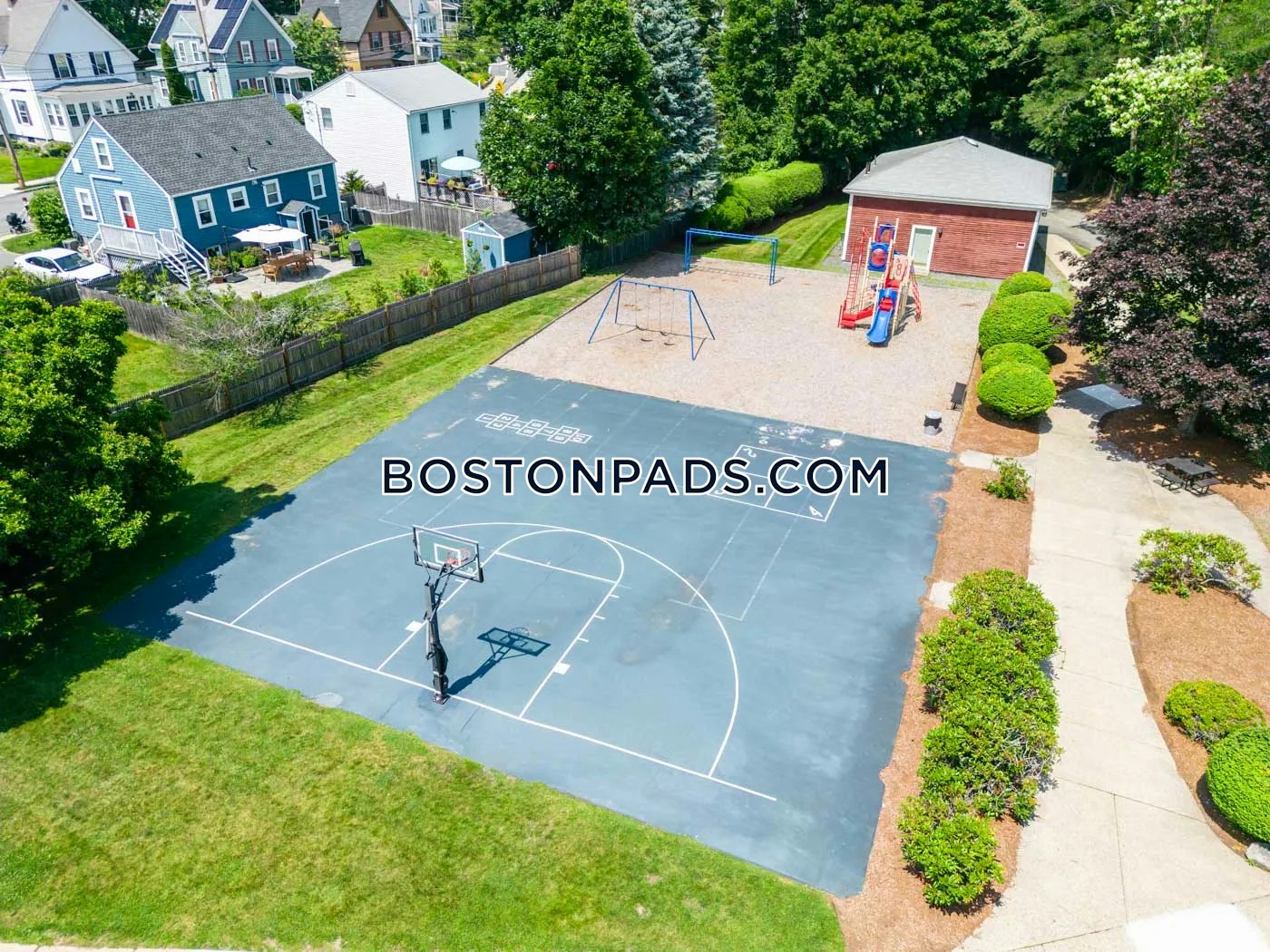 Towne Estates Photo 40