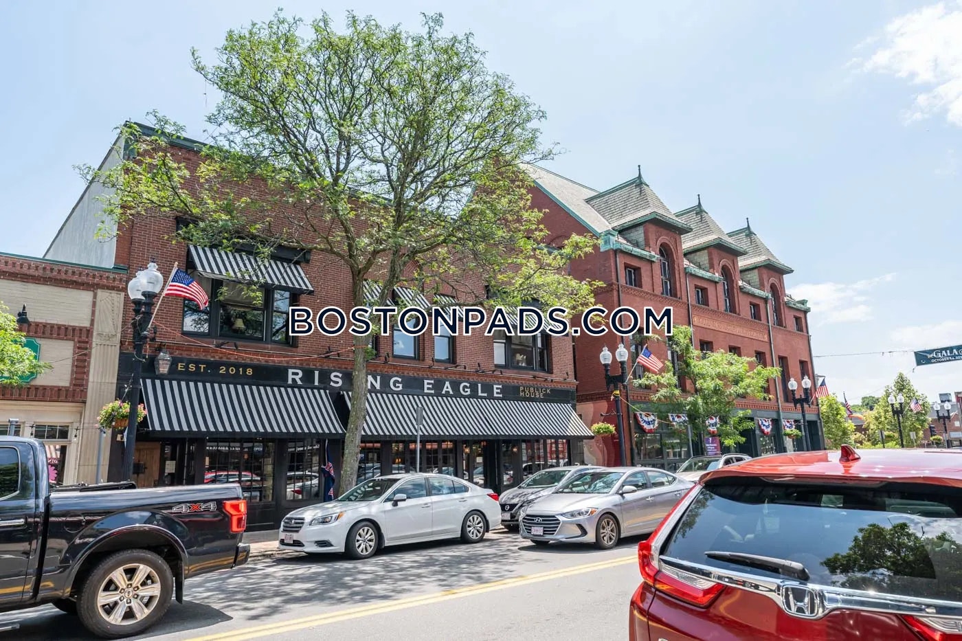 Towne Estates Photo 4