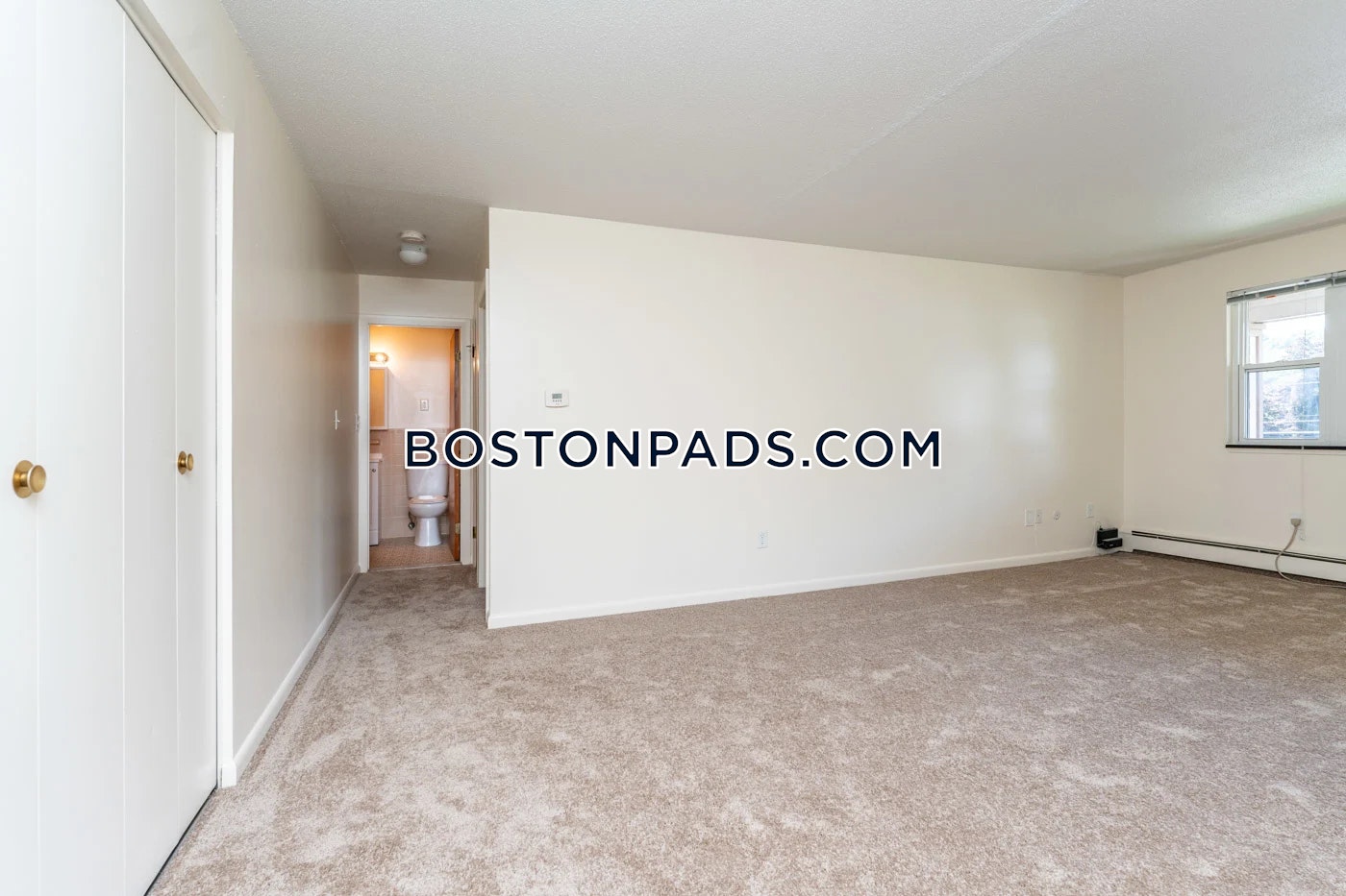 Towne Estates Photo 33