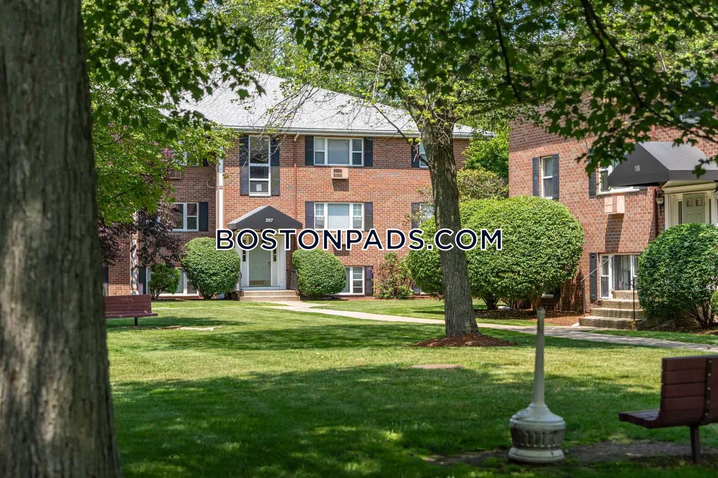 Towne Estates Photo 13