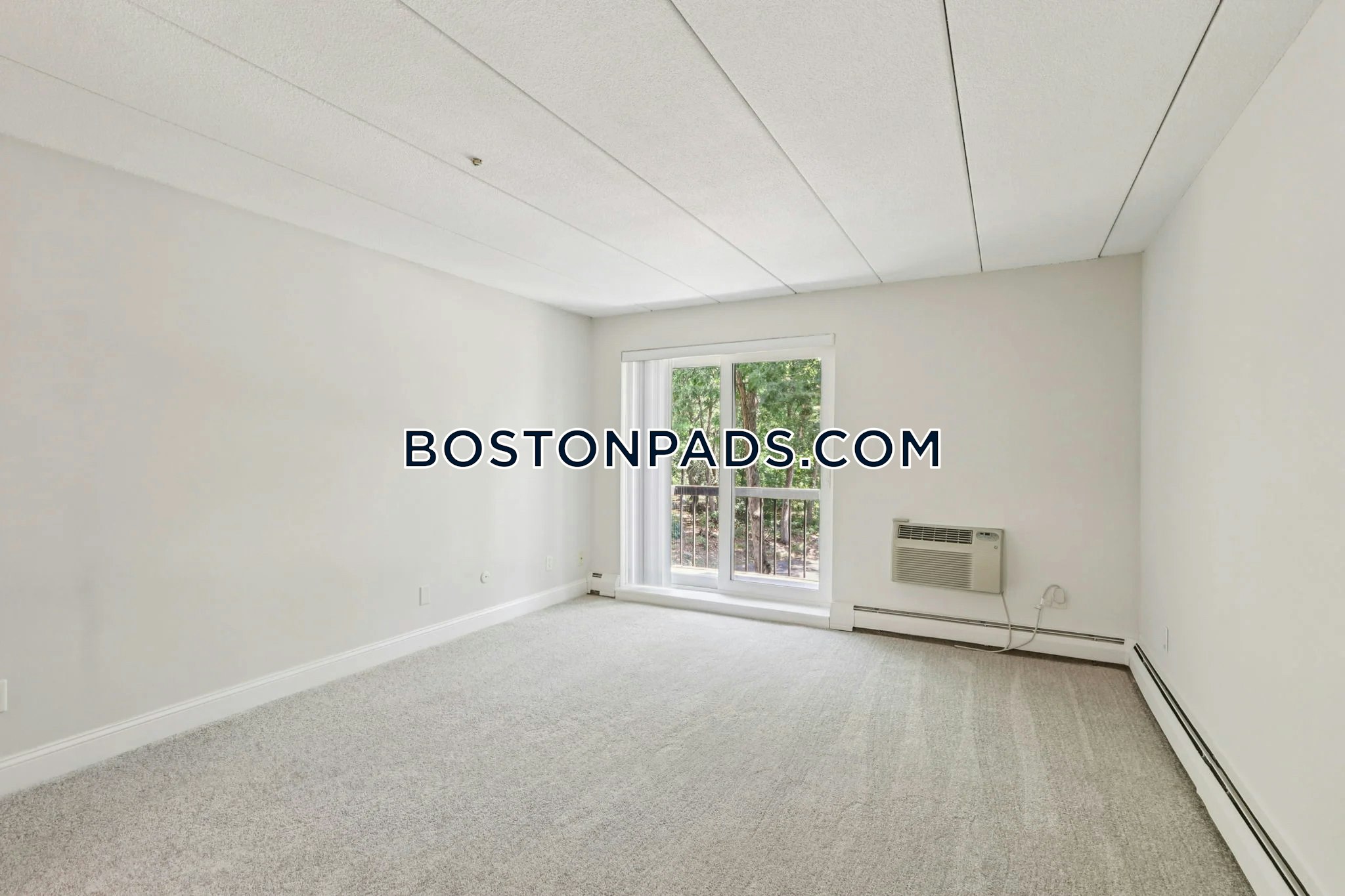 Weymouth Commons Photo 42