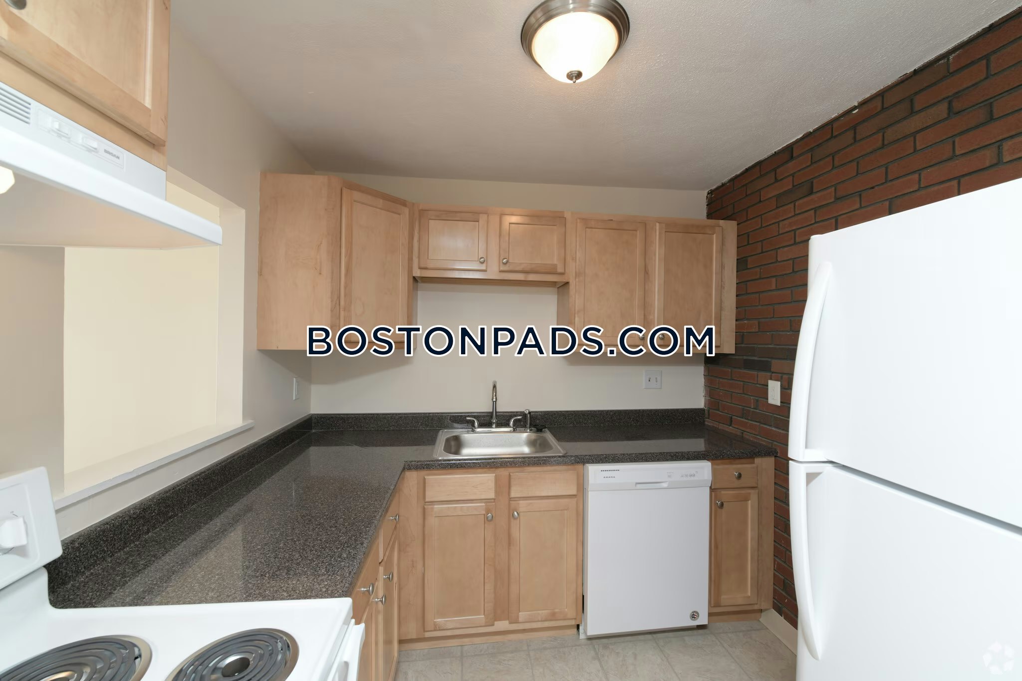 Weymouth Place Photo 42