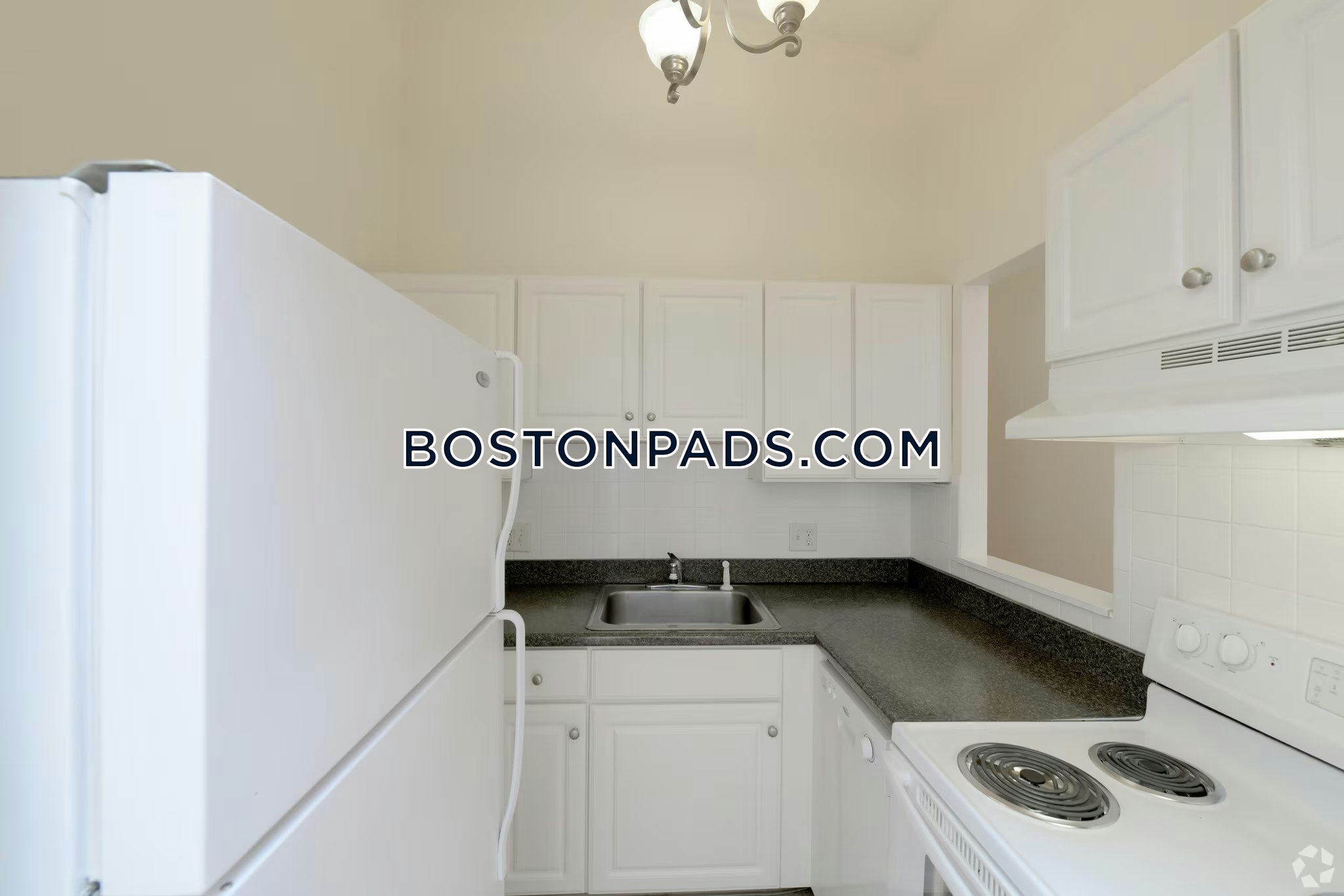 Weymouth Place Photo 40