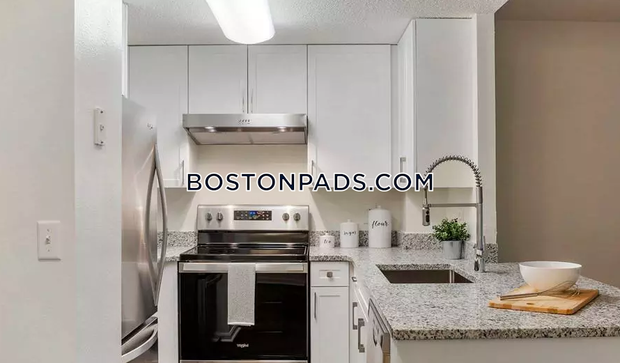 Eaves Quincy Photo 9