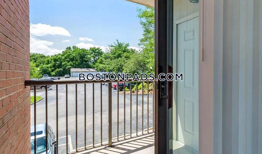 Eaves Quincy Photo 3