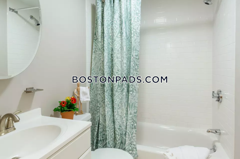 Burbank Apartments Photo 62