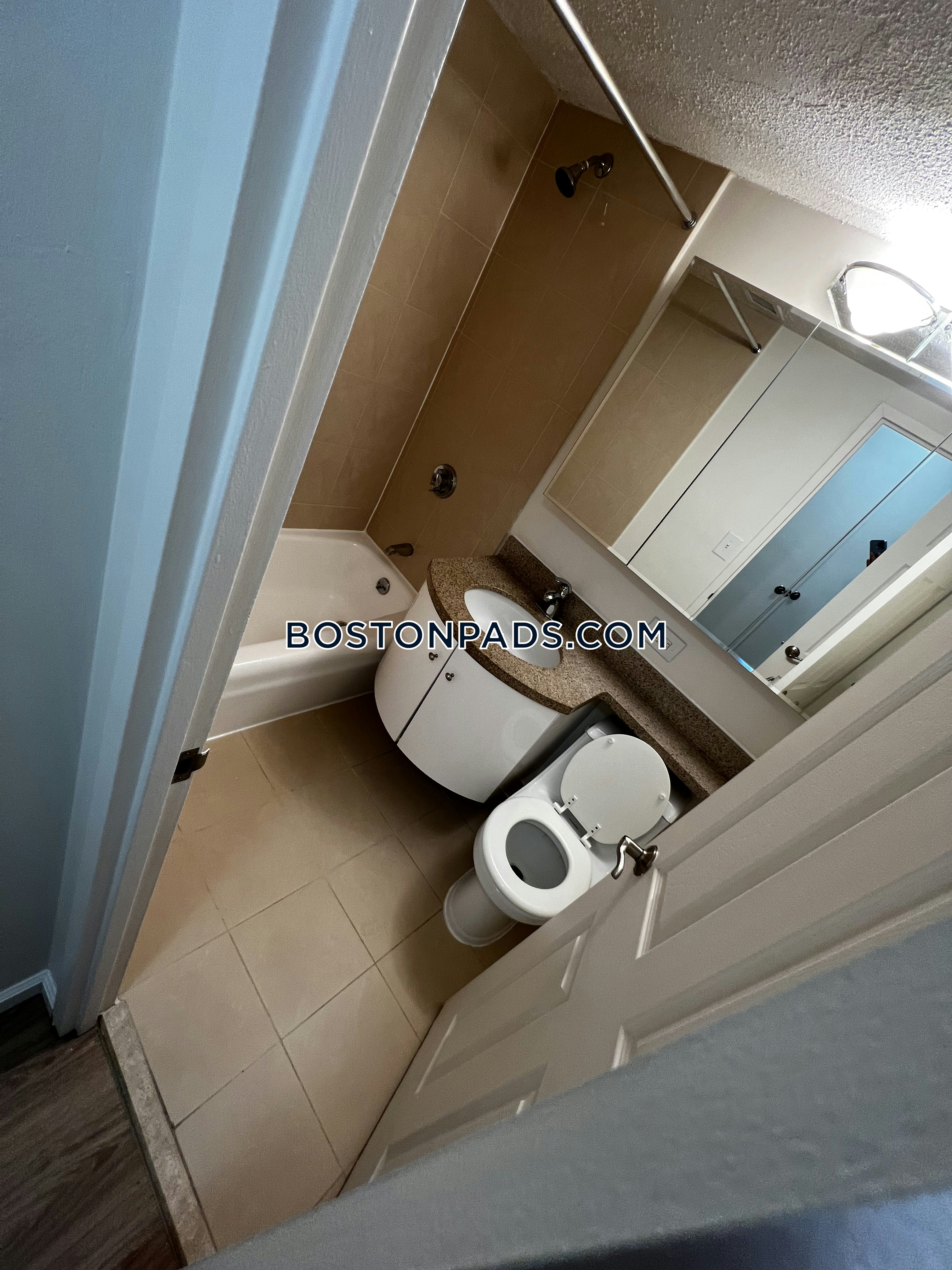 The Towers at Longfellow Photo 59