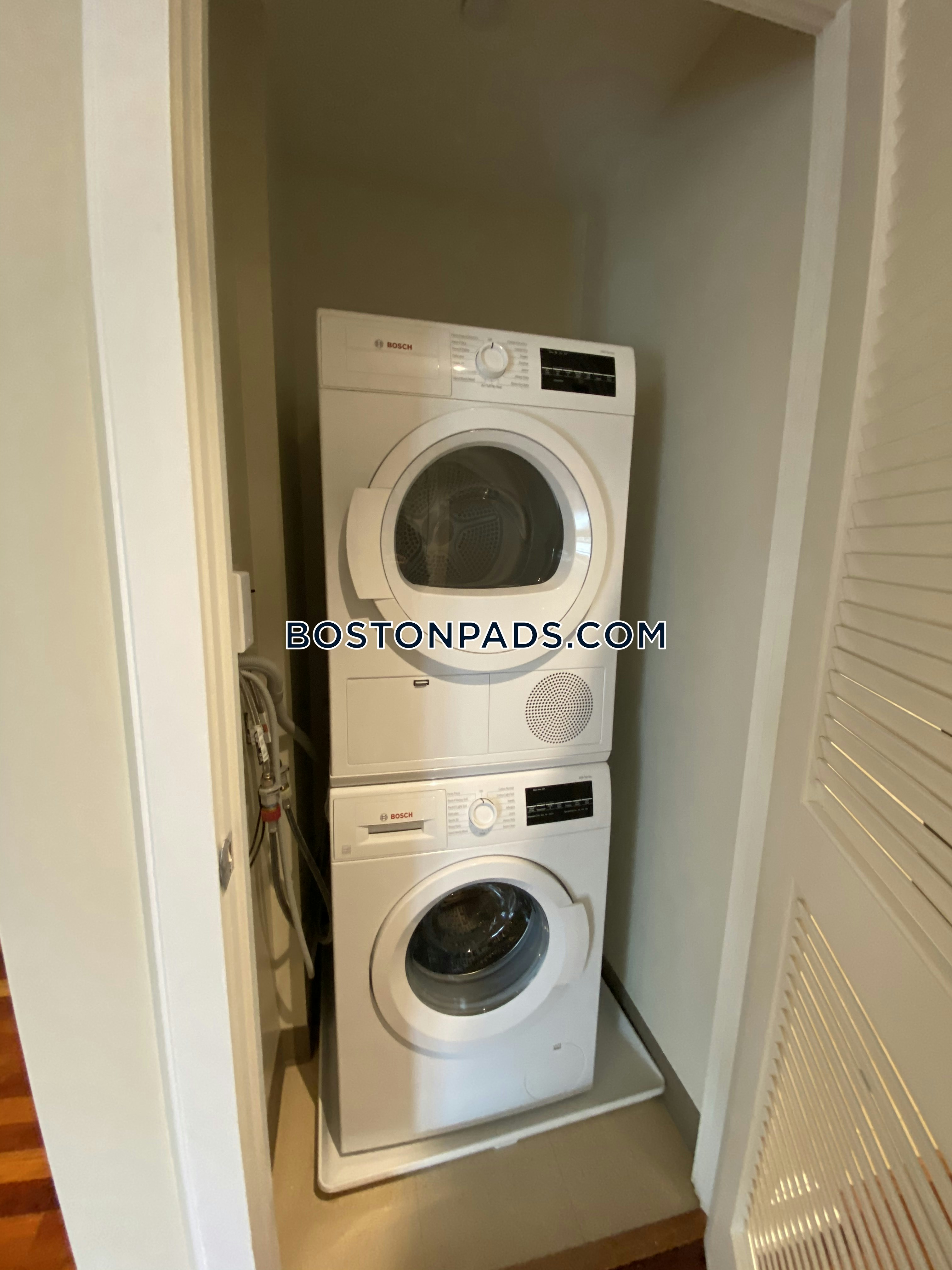 Harborview at the Navy Yard Photo 45