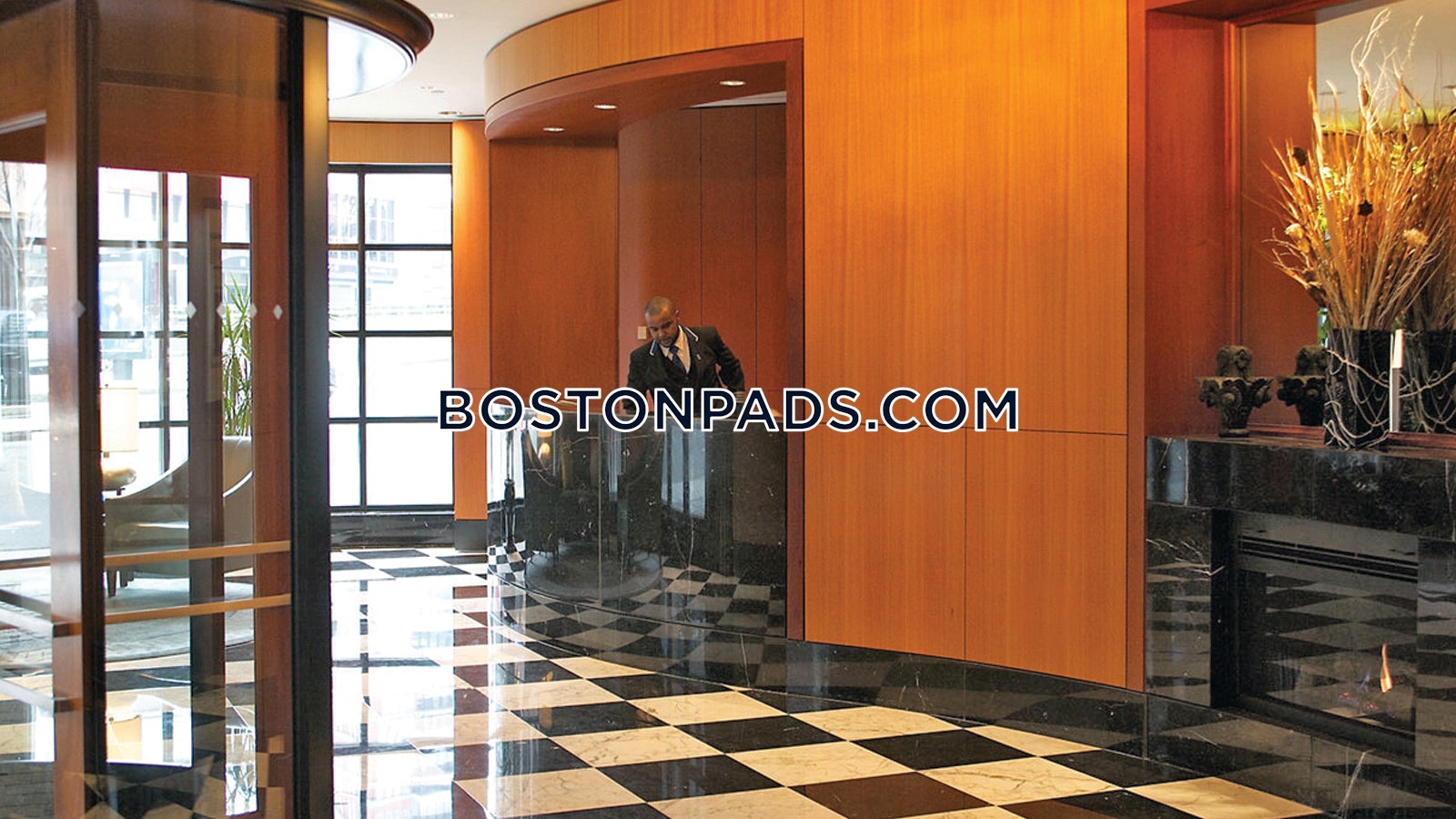 Colonnade Residences Photo 7