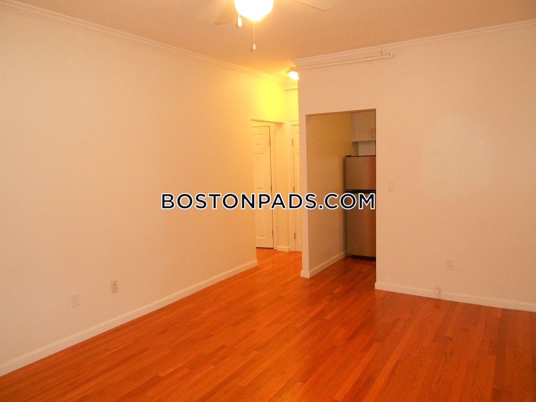 Burbank Apartments Photo 67