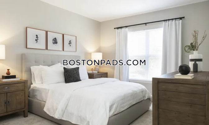 Pembroke Woods Photo 8