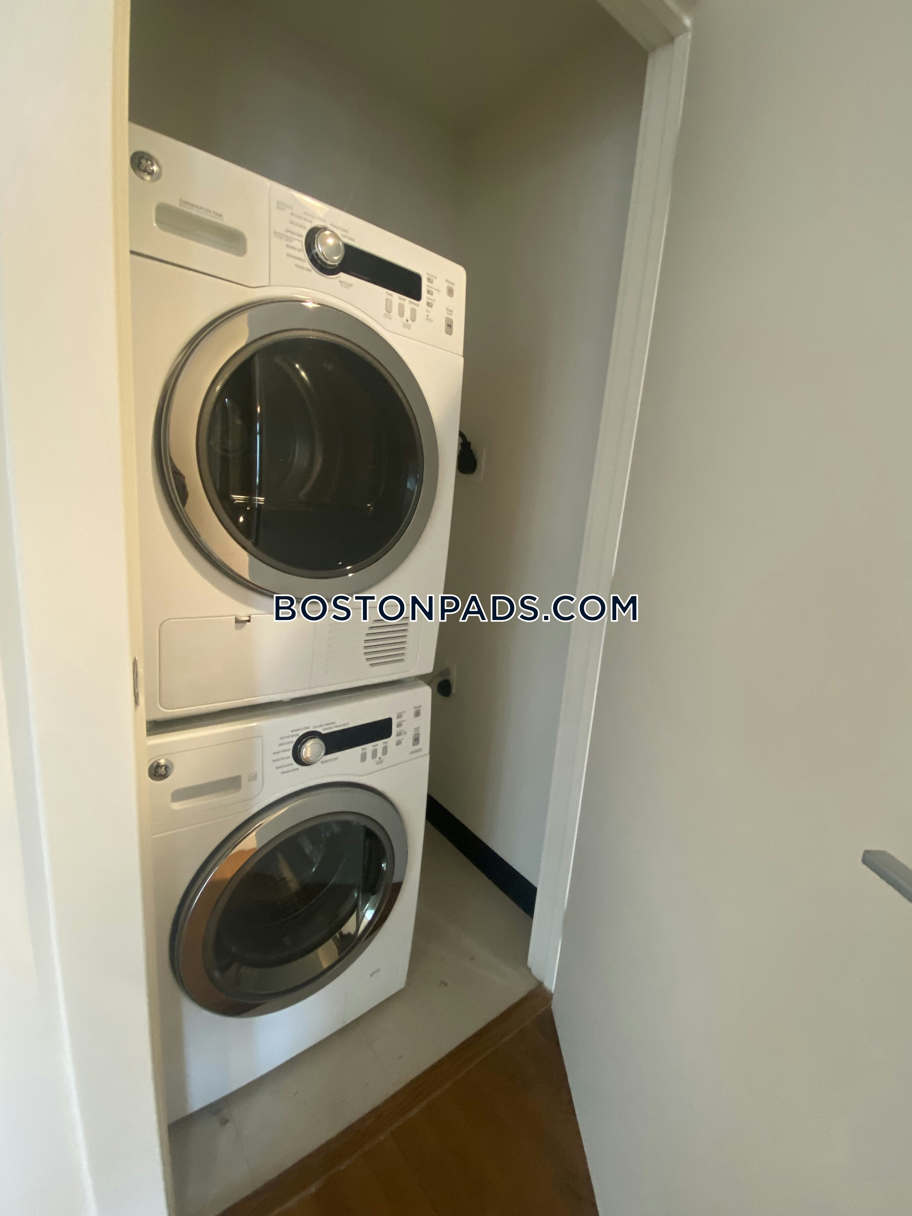 The Kensington Photo 74