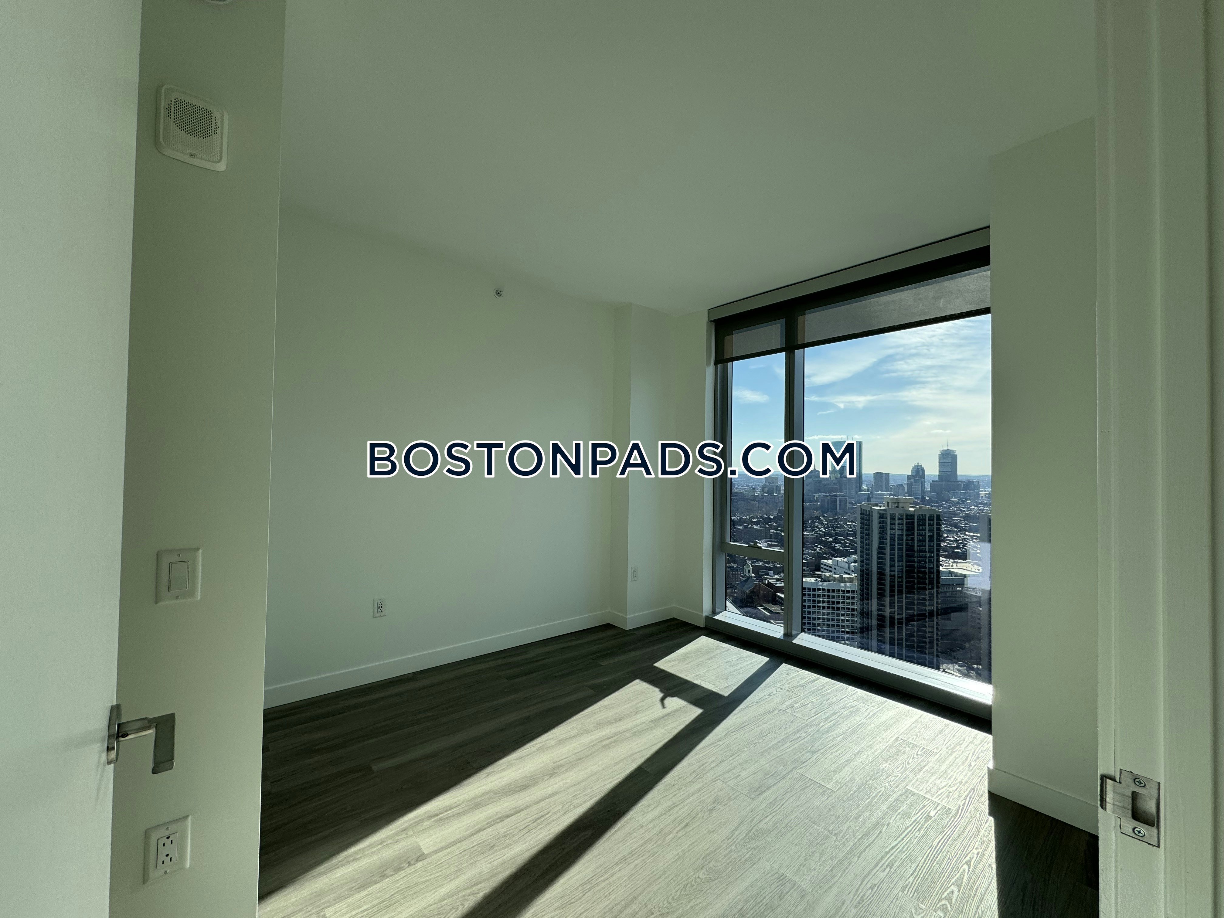 Hub 50 House Photo 23