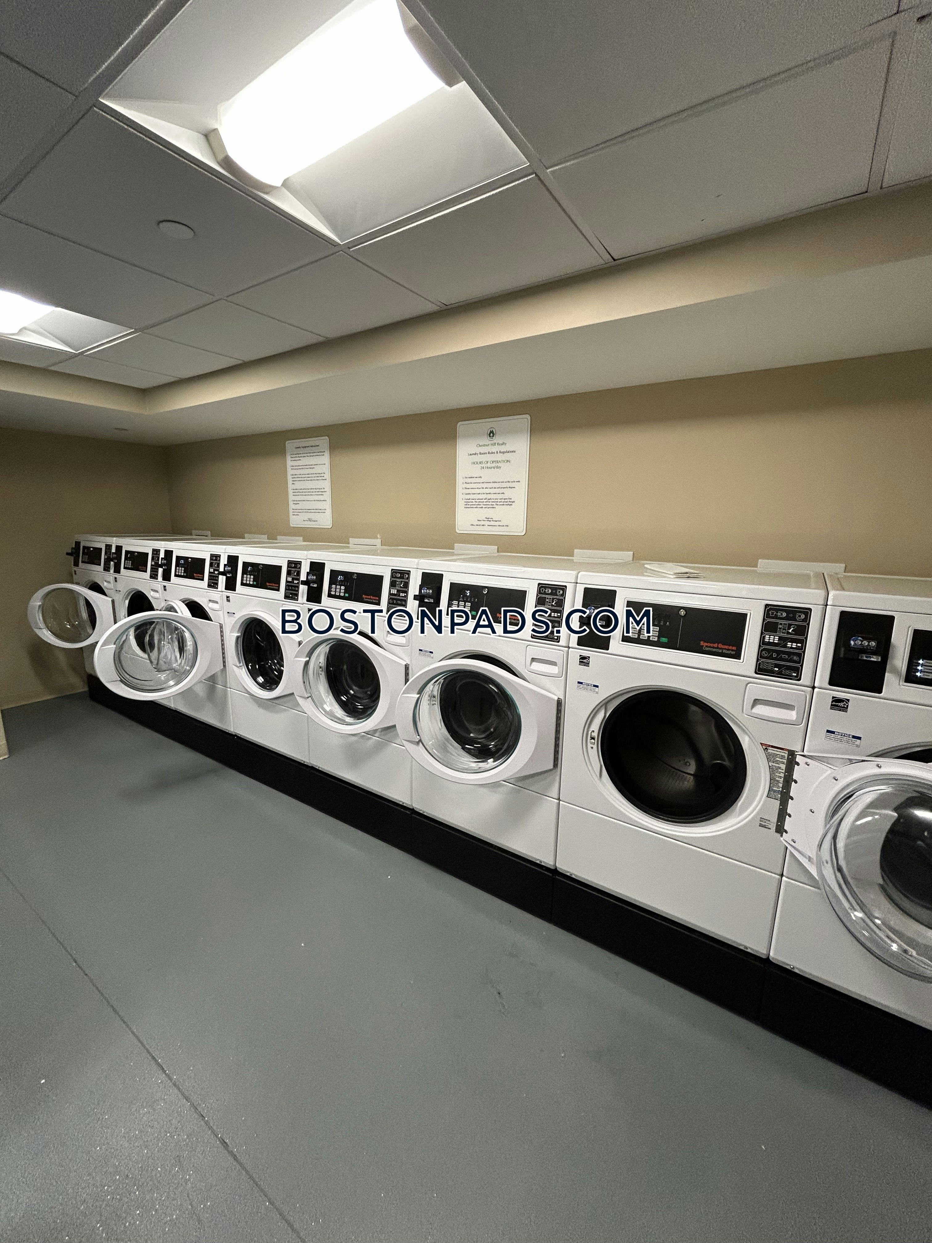 Water View Village Photo 12