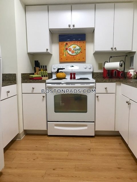 The Greenhouse Apartments Photo 11