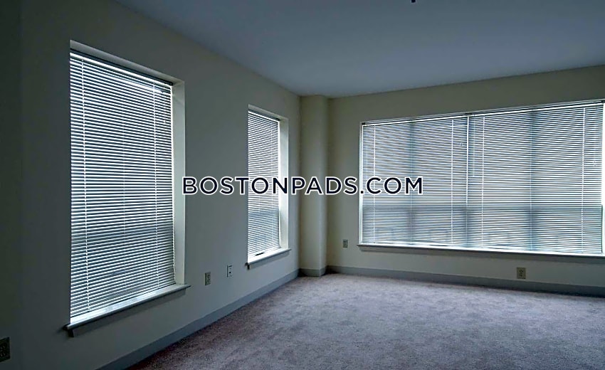 Munroe Place Photo 3