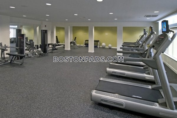 Watertown Square Apartments Photo 3