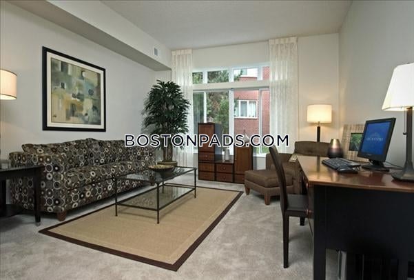 Watertown Square Apartments Photo 14